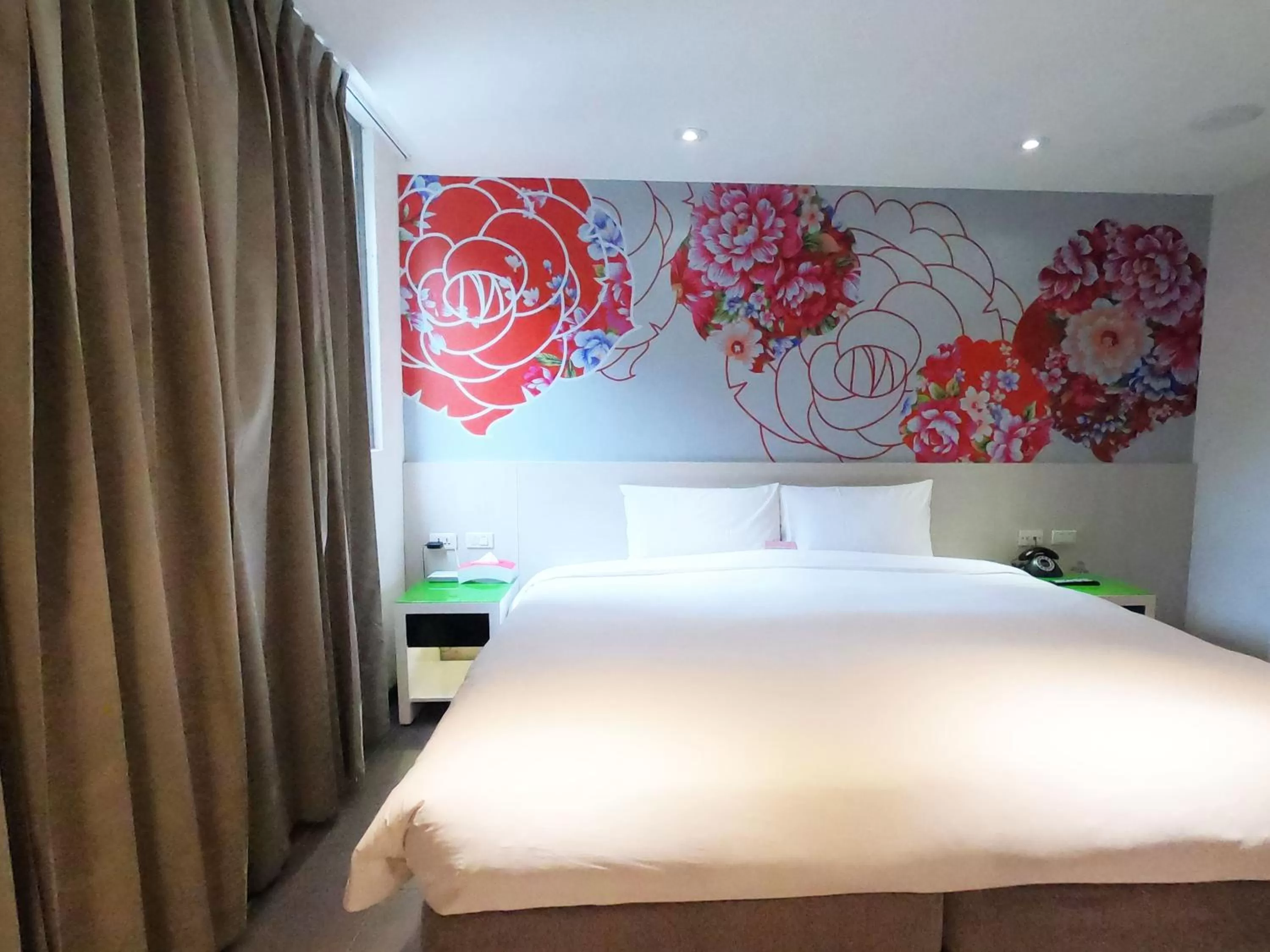 Bed in Wholesome Hotel