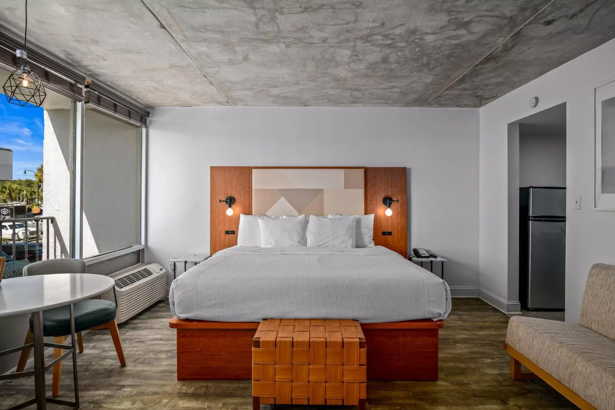 Bed in The Beverley Beach House Bed in The Beverley Beach House