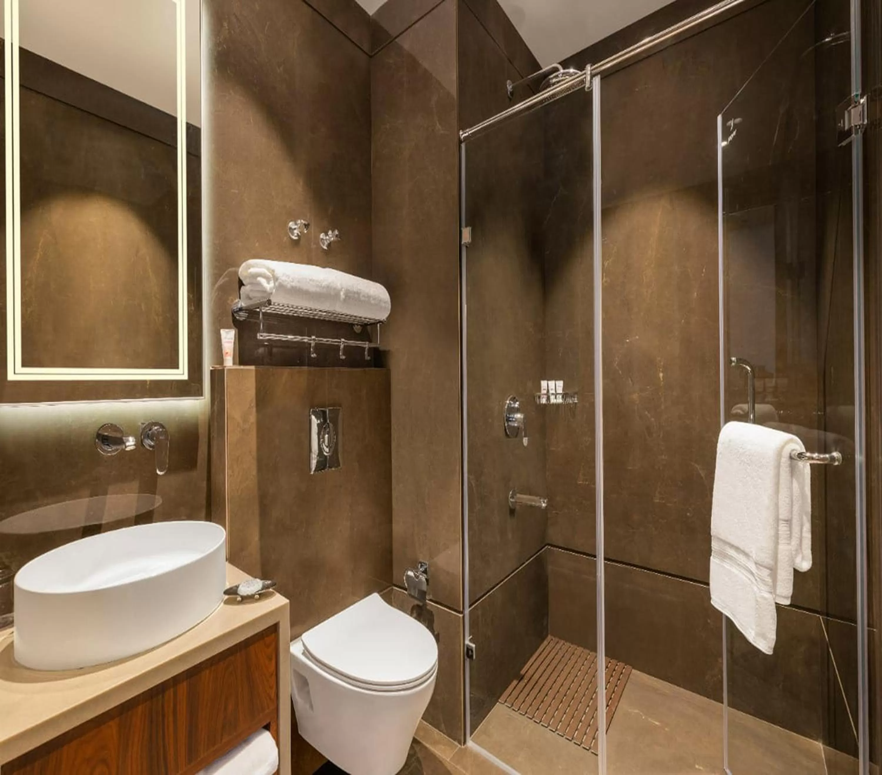 Bathroom in WelcomHeritage Elysium Resort & Spa