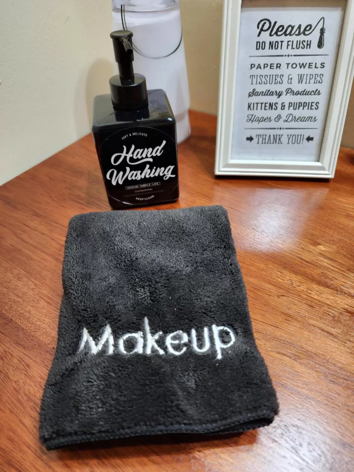 Bathroom in The BNB on Triggerfish Close to the airport