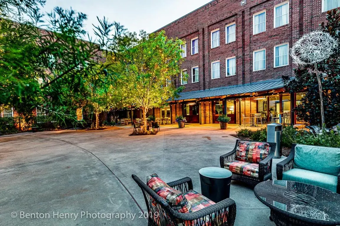 Inner courtyard view, Property Building in The Inn At The Crossroads