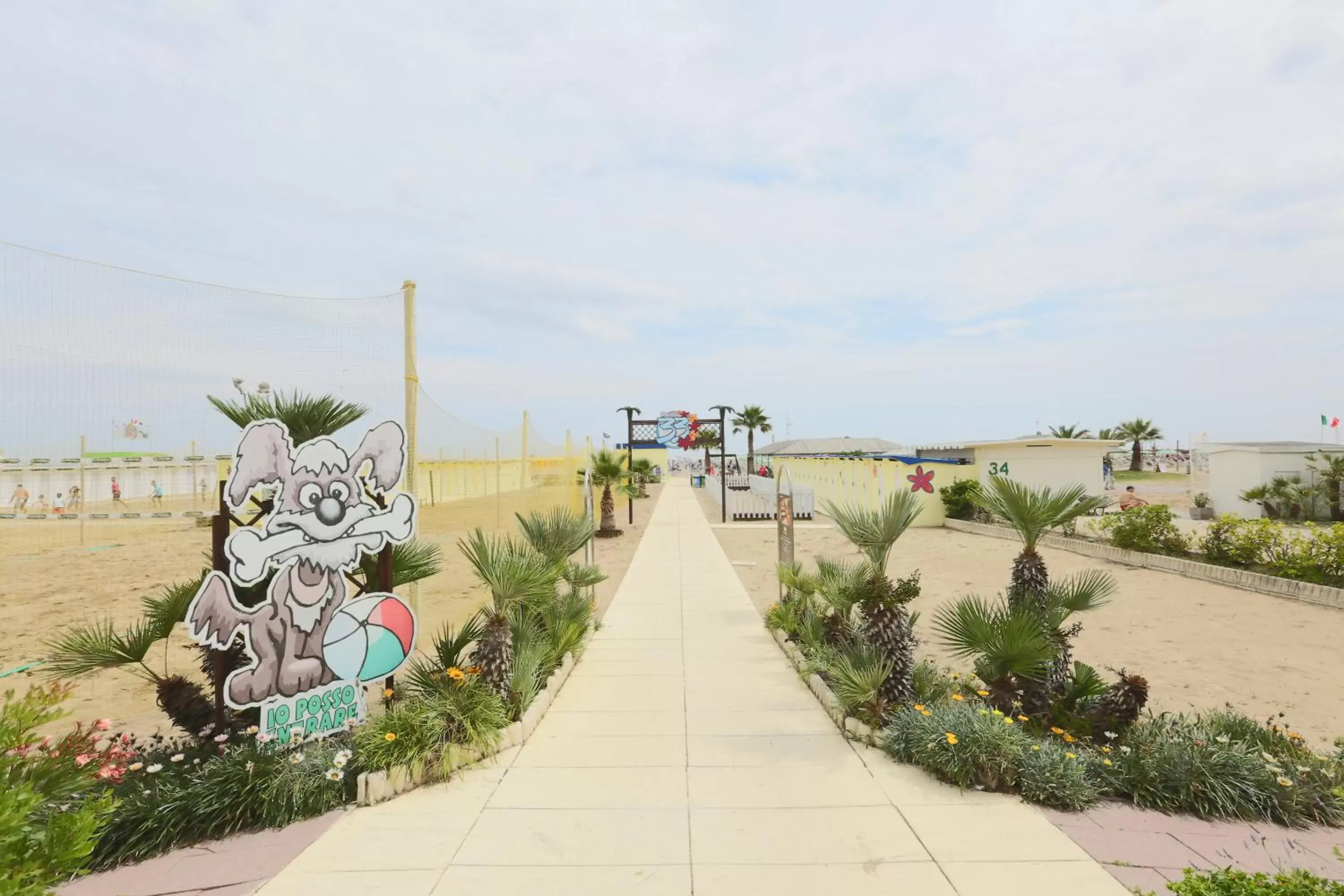 Beach, Garden in Hotel Europa