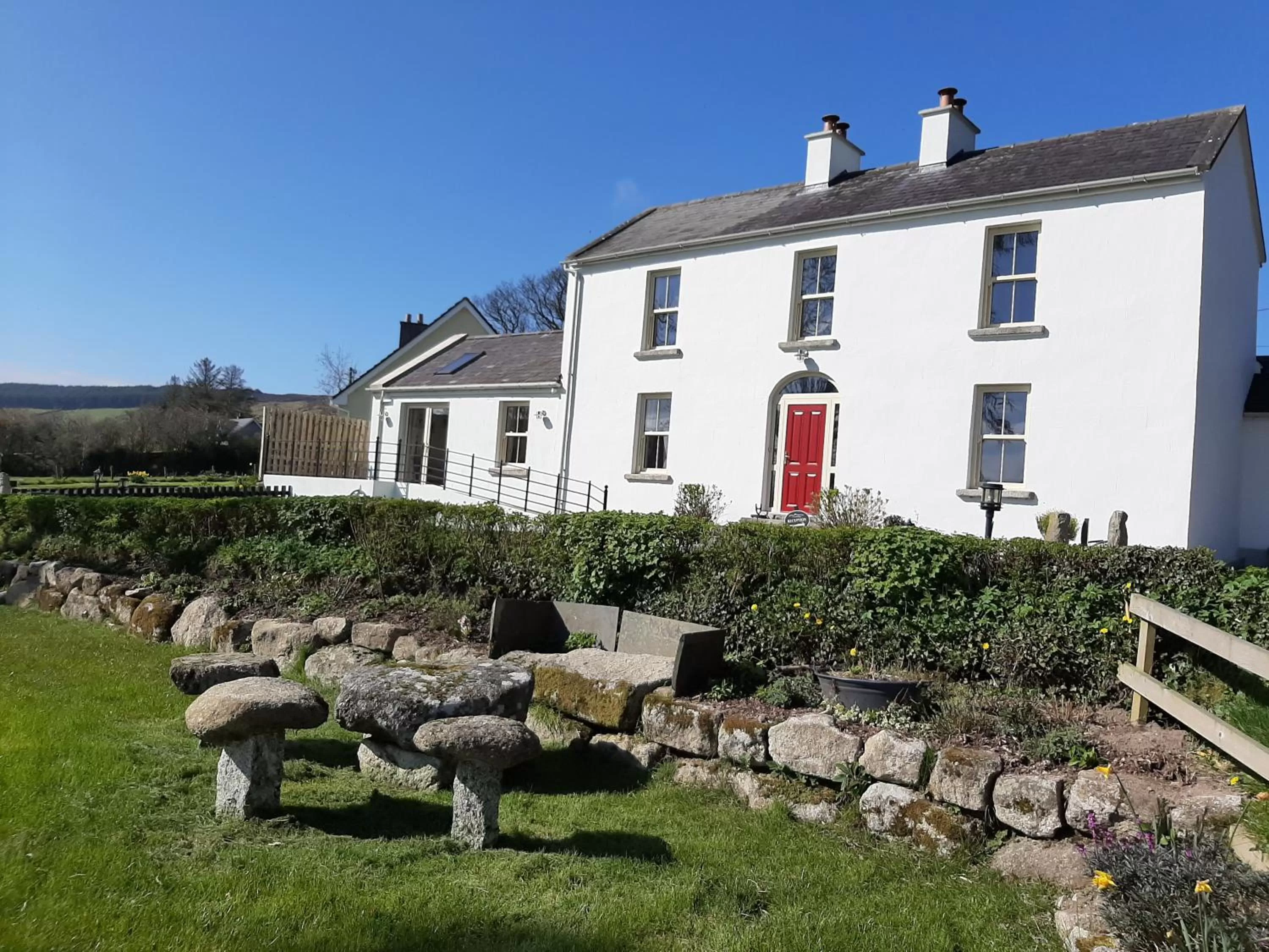 Property building in Abhainn Ri Farmhouse