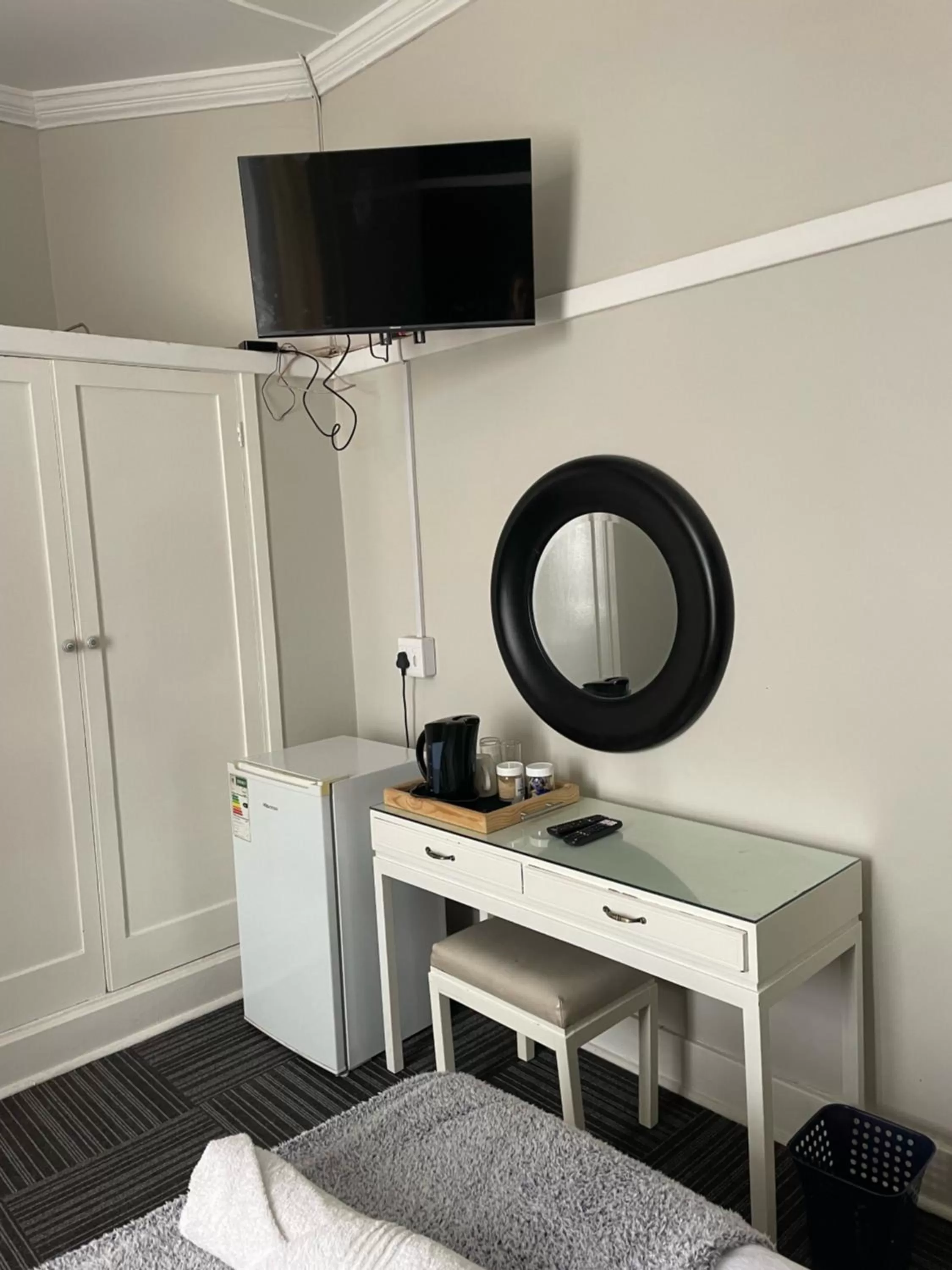 Decorative detail, Bed in Thistle Hotel