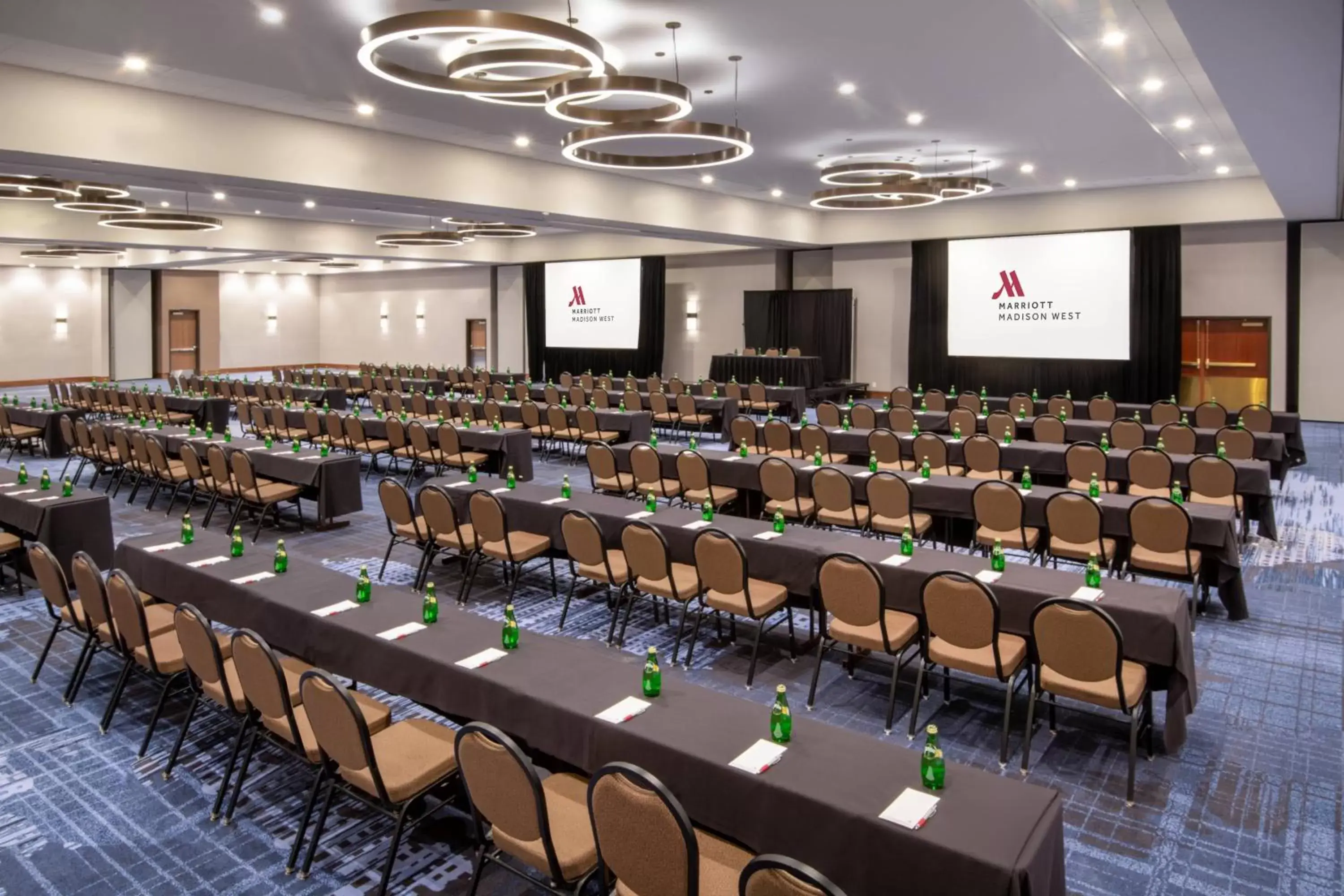 Meeting/conference room in Madison Marriott West