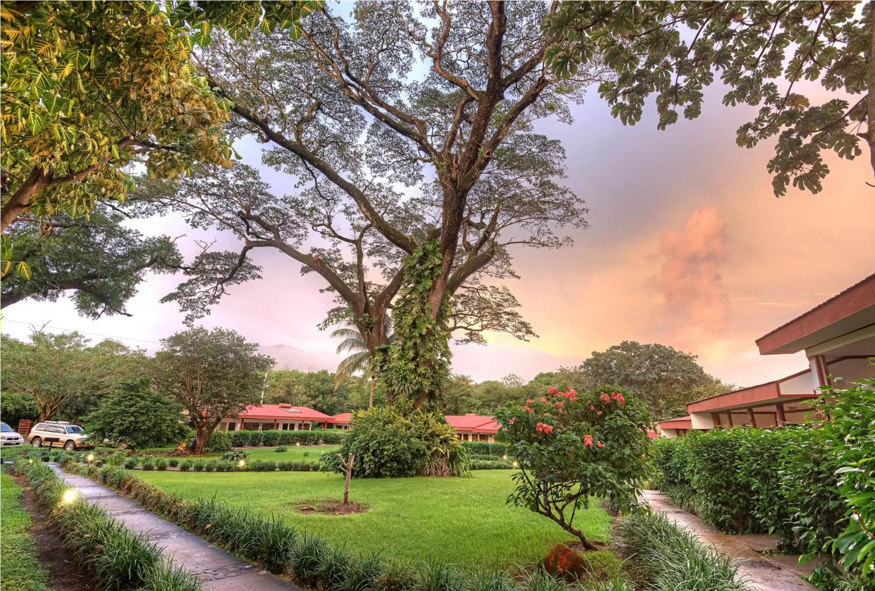 Garden, Property Building in Hacienda Guachipelin Volcano Ranch Hotel & Hot Springs