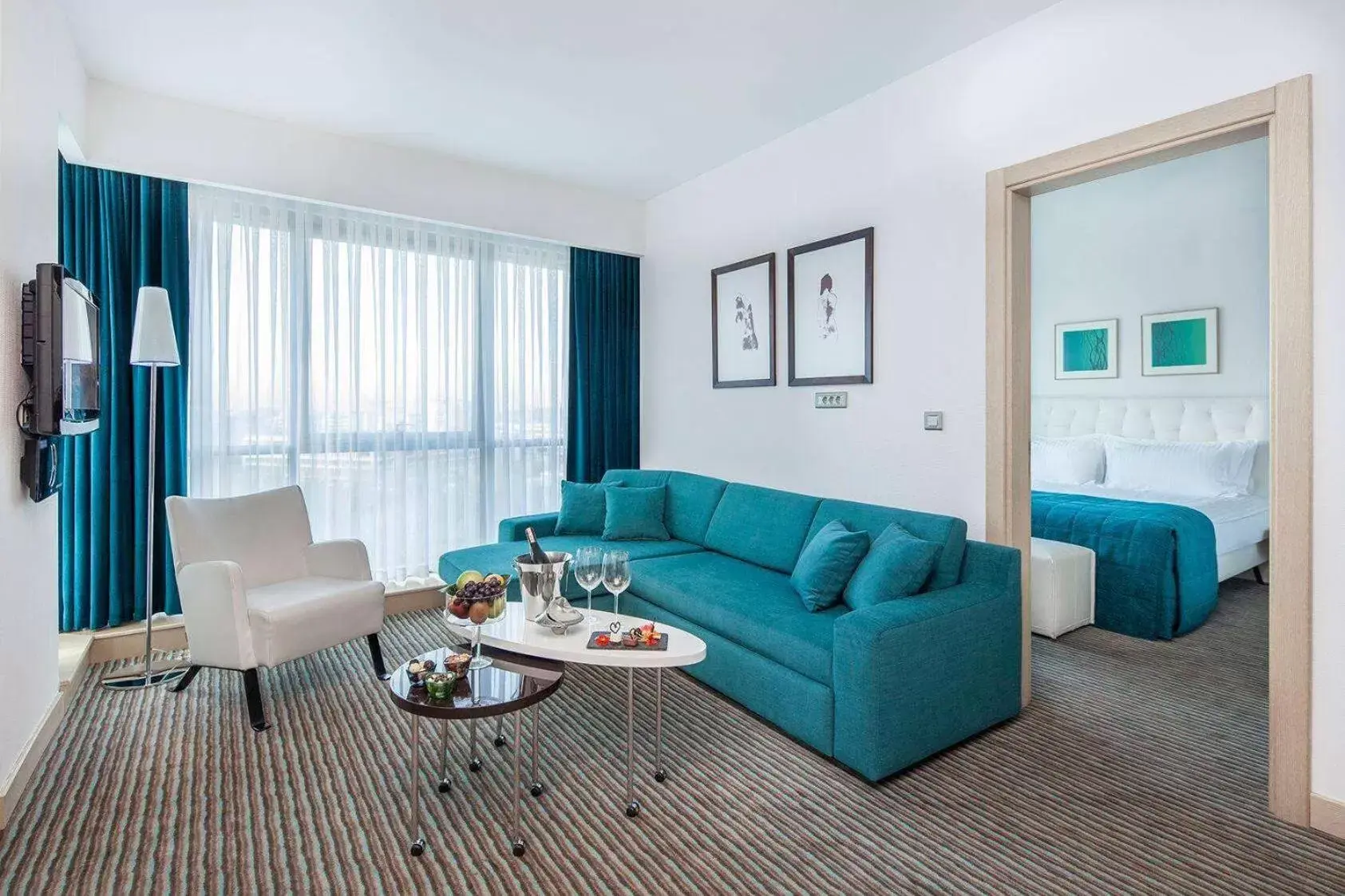 Bed, Seating Area in Wyndham Ankara