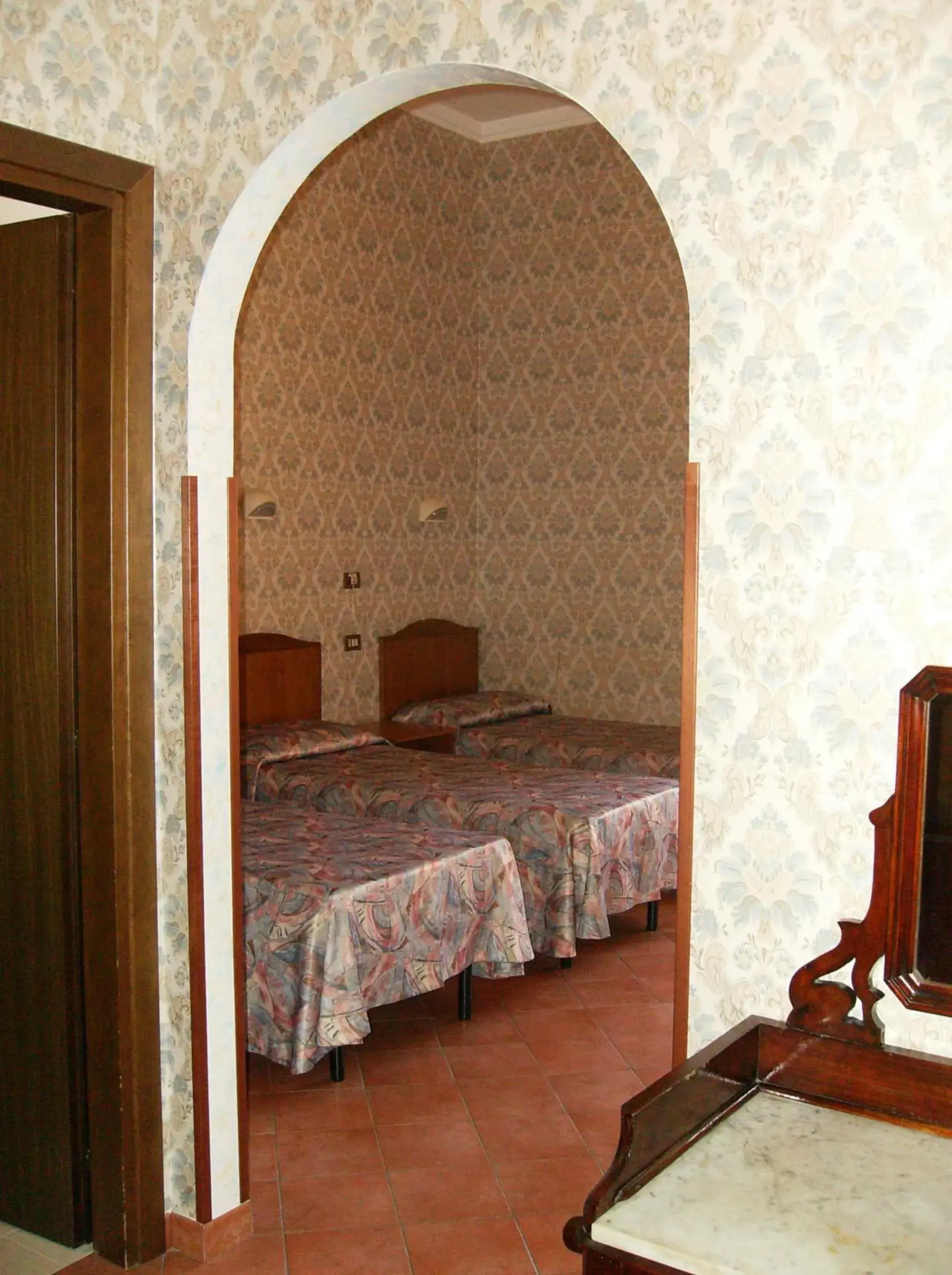 Bedroom, Bed in Casa S. Giuseppe di Cluny