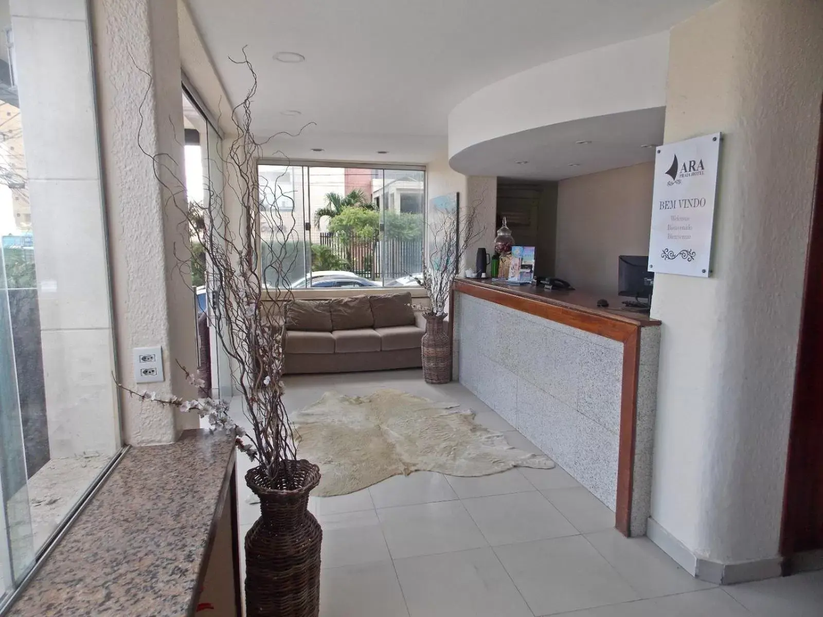 Lobby/Reception in Ara Mar Praia Hotel