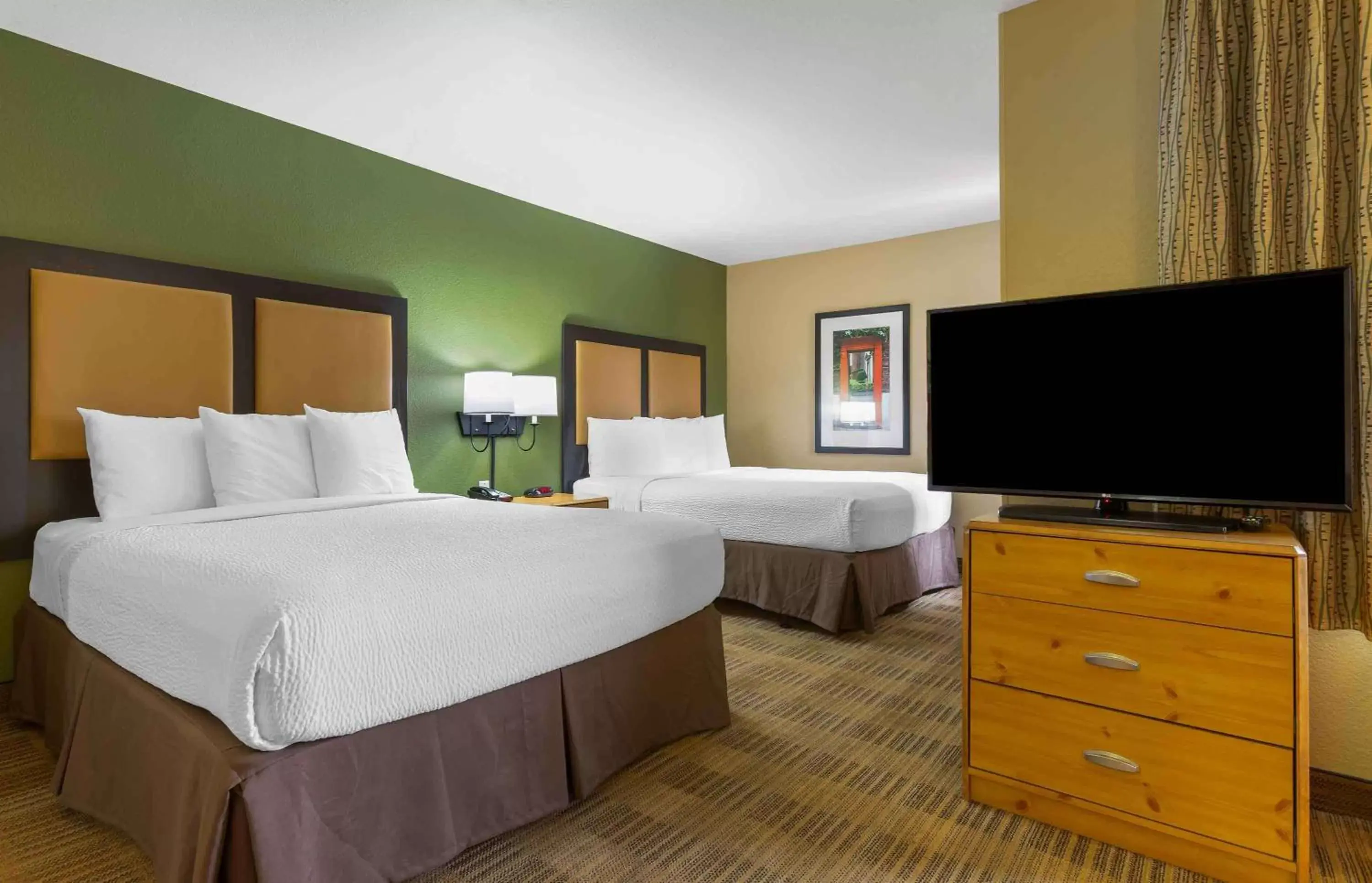 Deluxe Studio with 2 Queen Beds - Non-Smoking in Extended Stay America Select Suites - Atlanta - Buckhead Deluxe Studio with 2 Queen Beds - Non-Smoking in Extended Stay America Select Suites - Atlanta - Buckhead