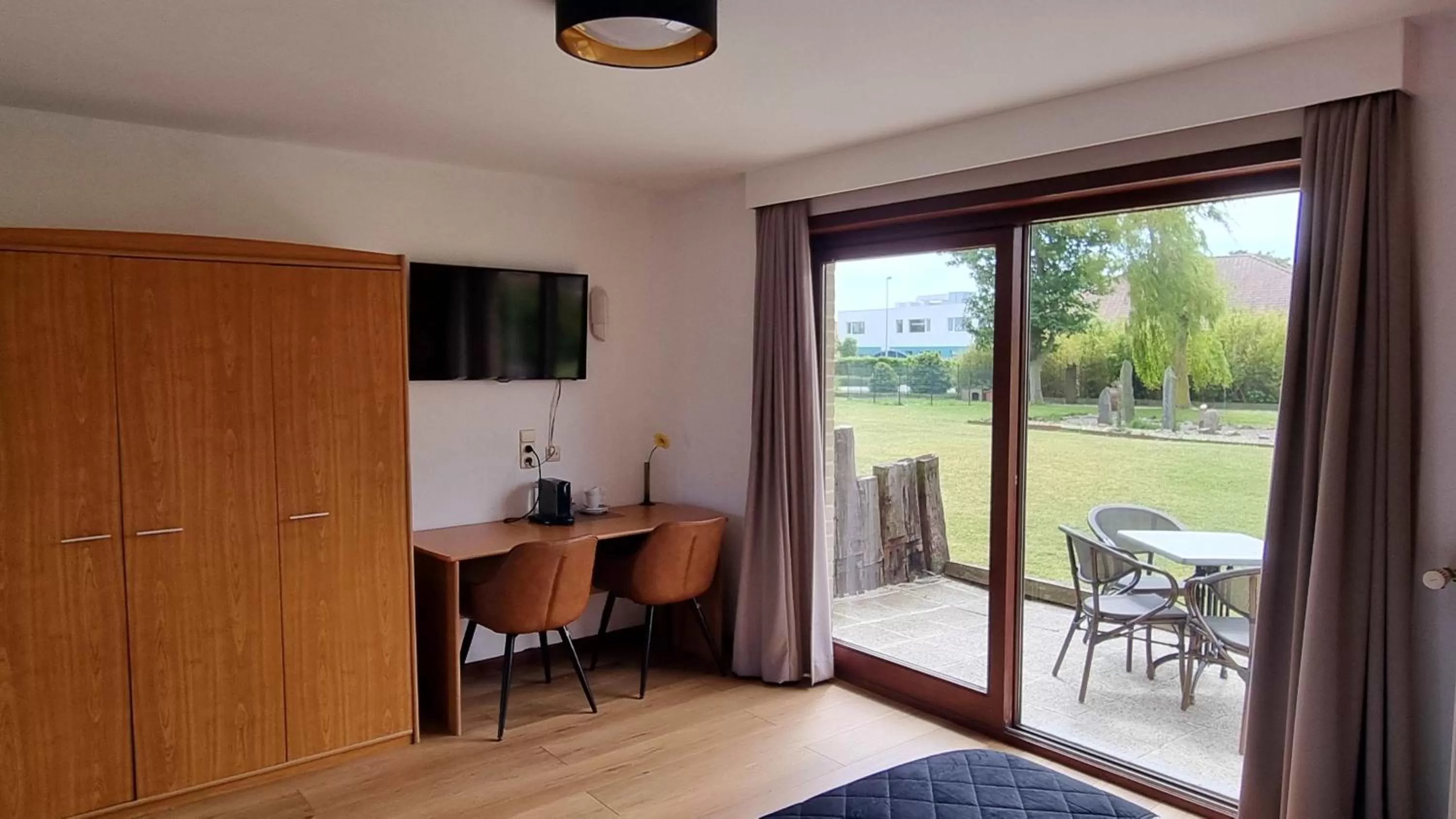 Bedroom in Hotel Westendia and Free Parking Top Breakfast