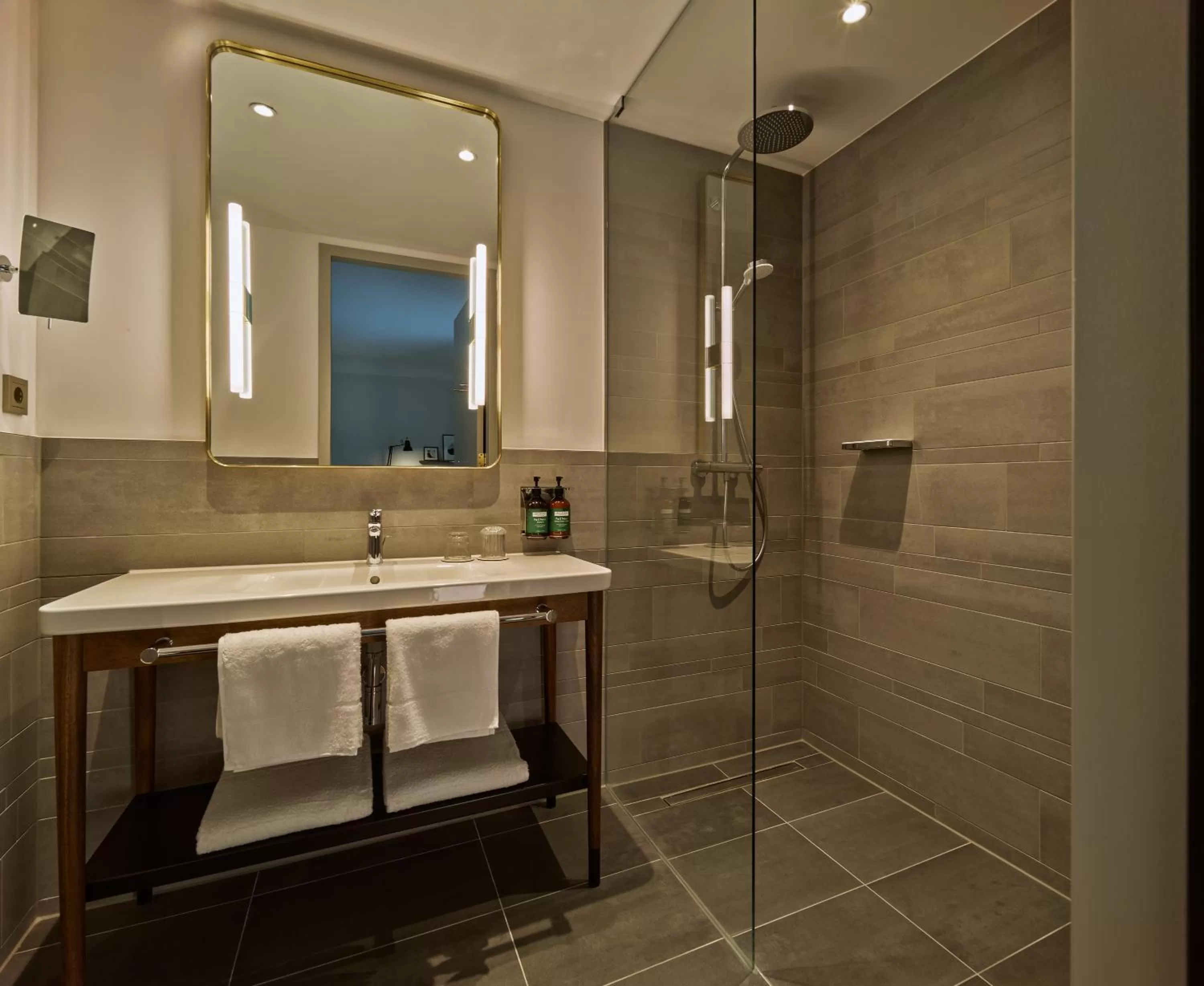 Bathroom in voco The Hague by IHG