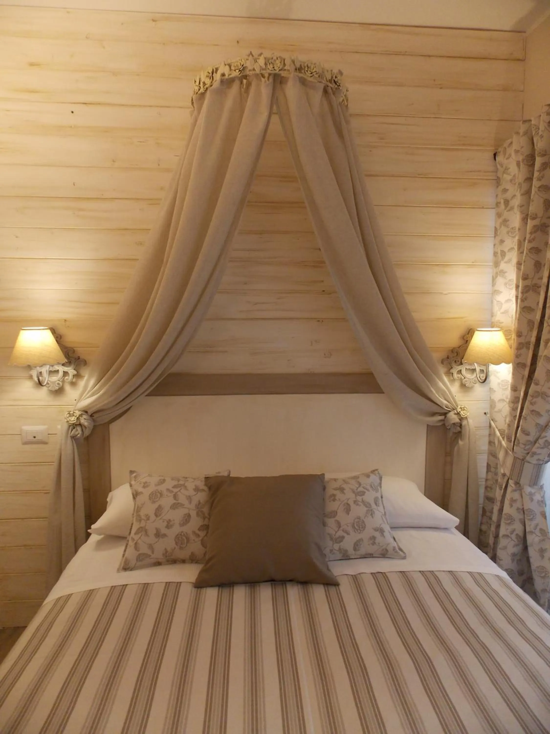 Bedroom, Bed in Casa Tua Vaticano Guest House