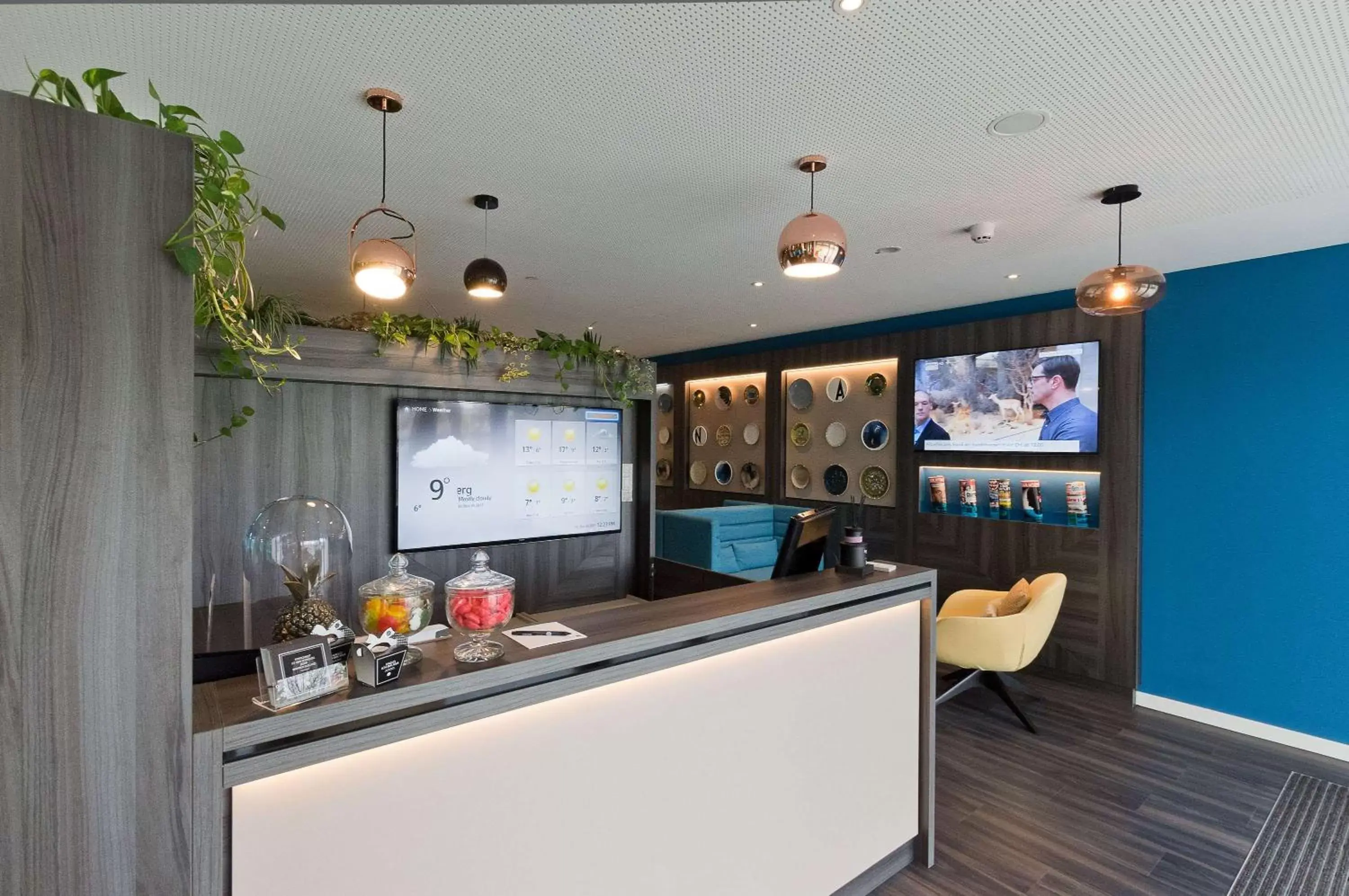 Lounge or bar, Lobby/Reception in ANA Living Stuttgart by Arthotel ANA