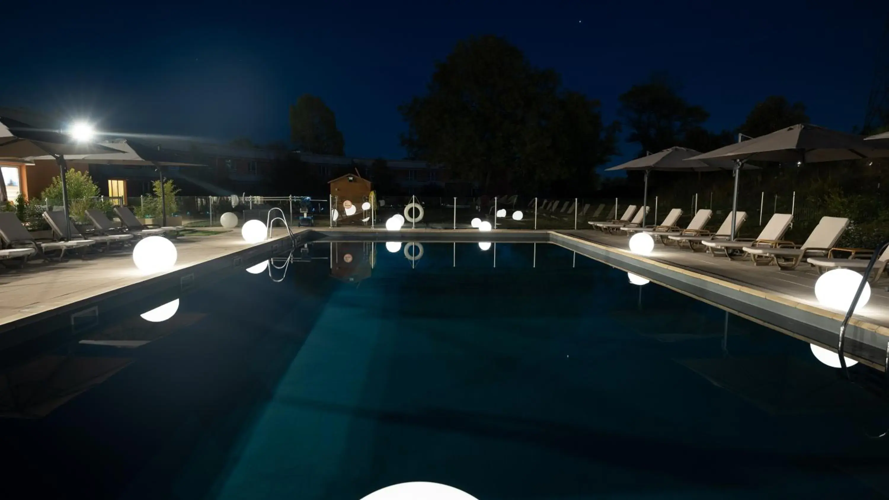 Pool view, Swimming Pool in Hotel Mount Ventùri - Hotel & Bar & Restaurant