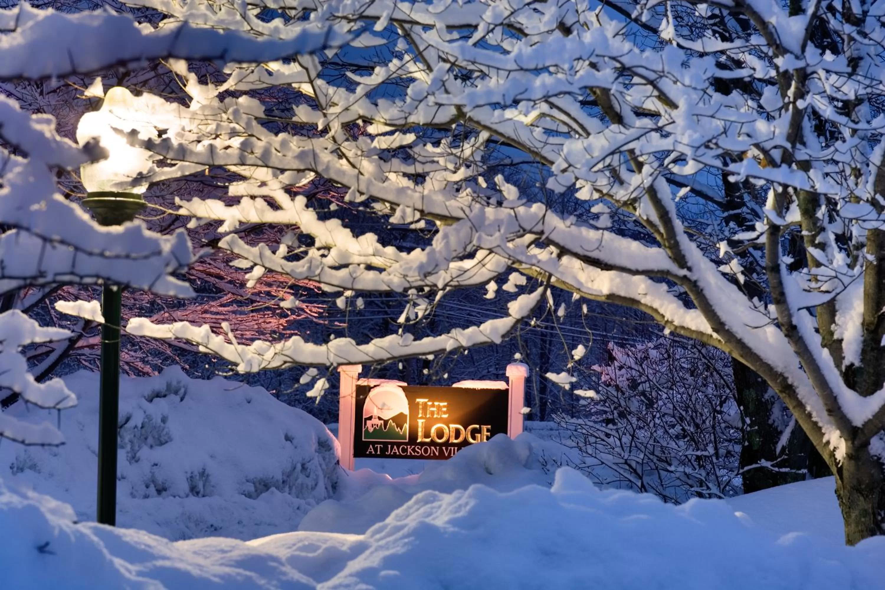 Facade/entrance in The Lodge at Jackson Village