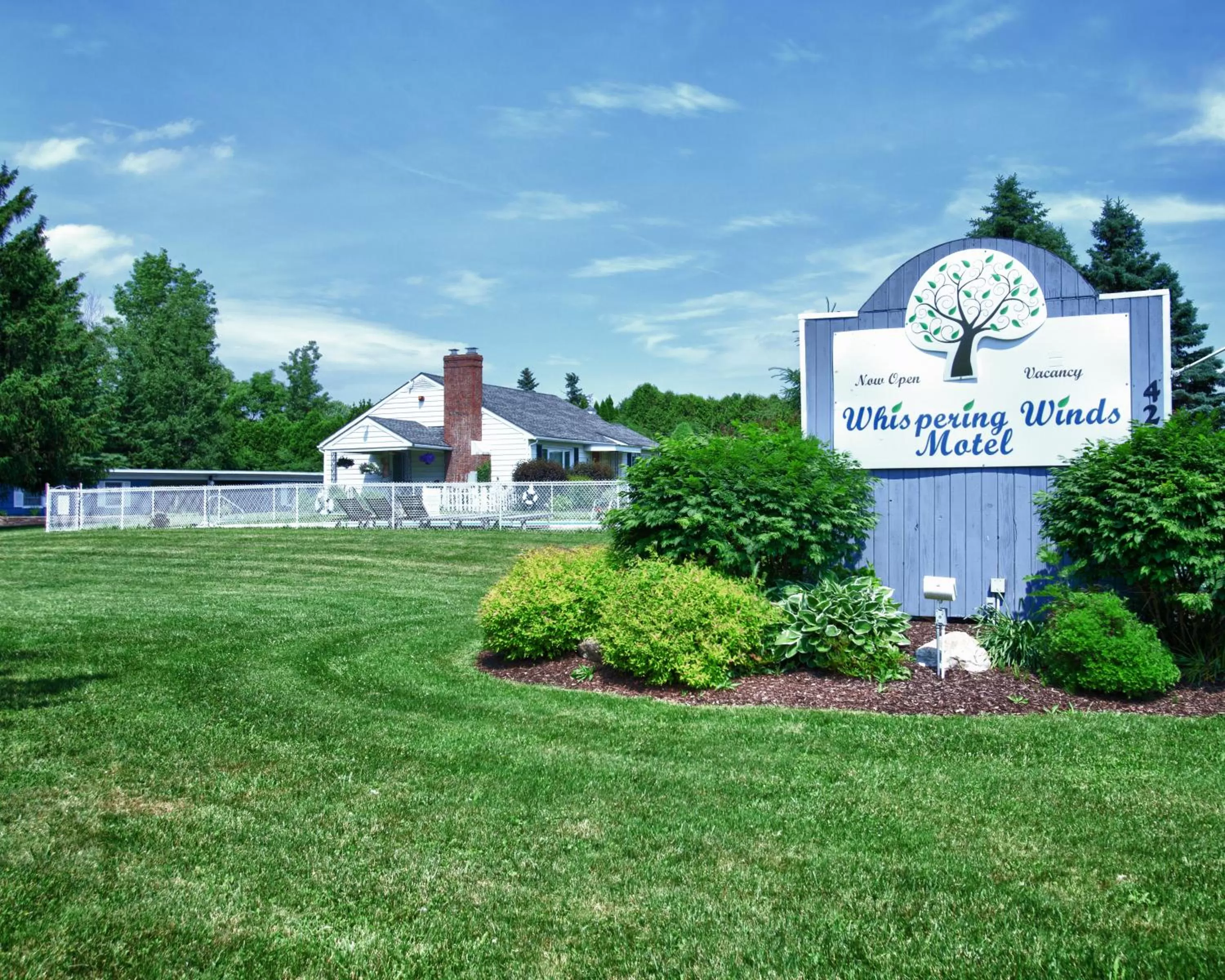 Whispering Winds Motel