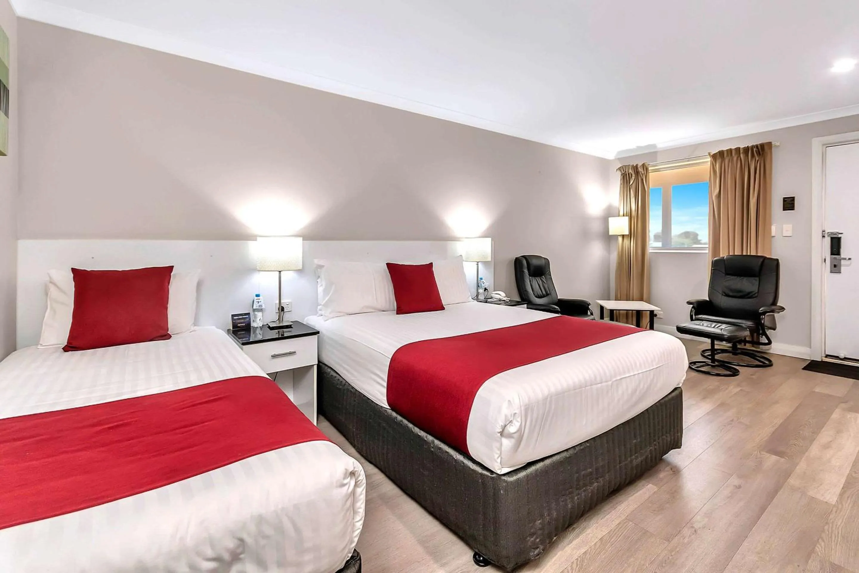 Bedroom, Bed in Quality Inn Railway Motel