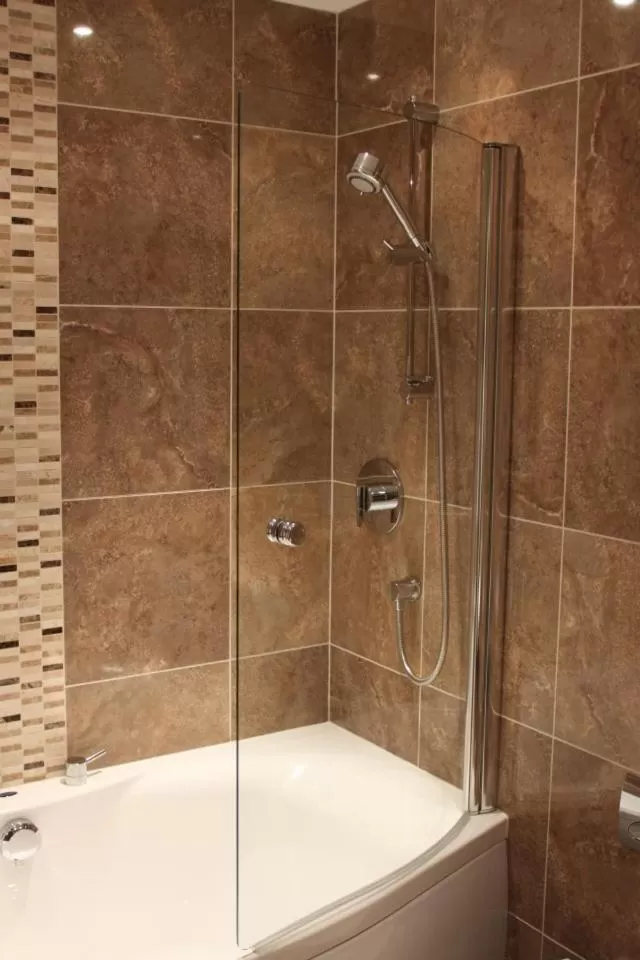 Bathroom in Applegarth Villa Hotel & Restaurant (Adult Only)