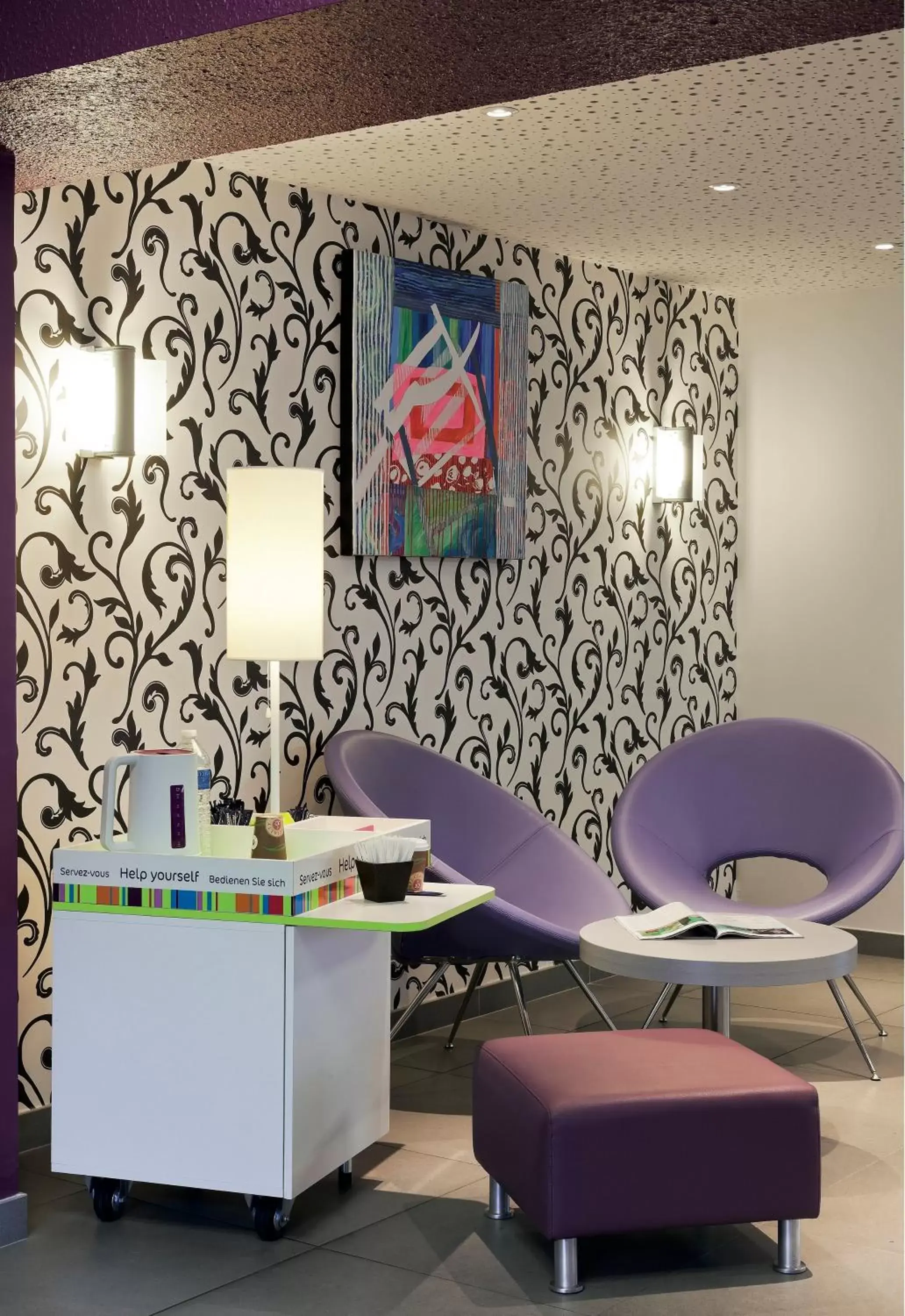 Lounge or bar in ibis styles Brive Ouest
