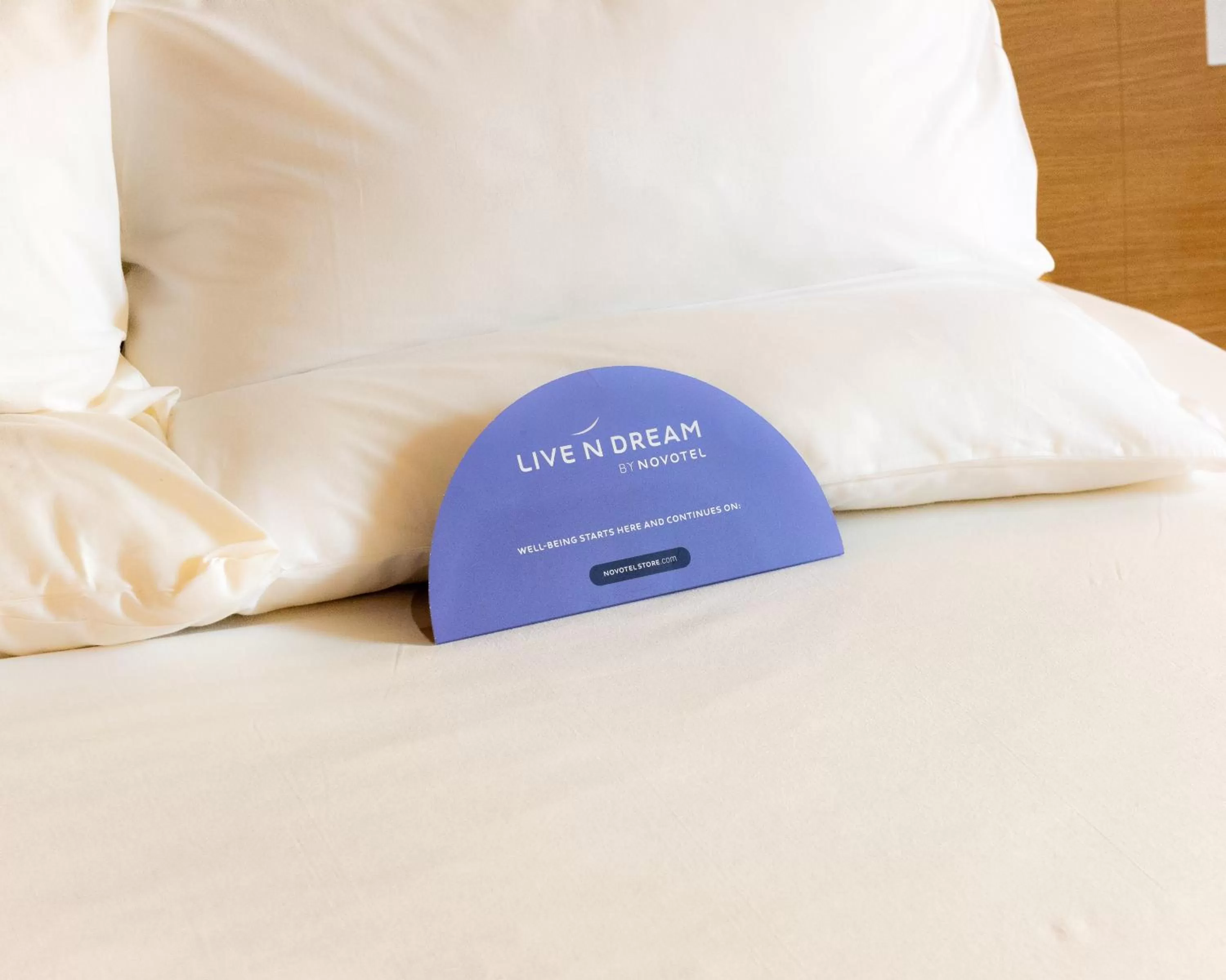 Bed in Novotel Cardiff Centre