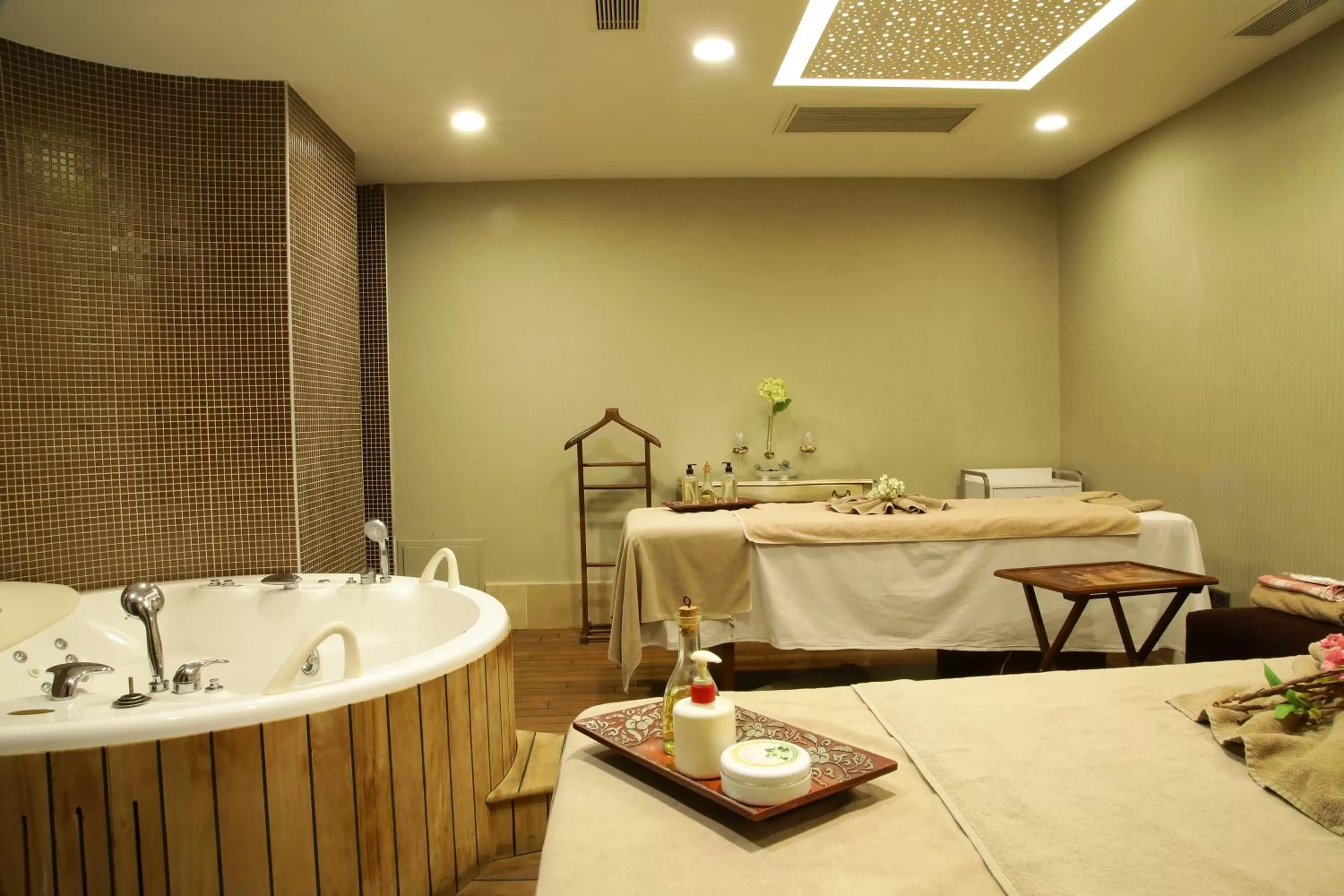 Massage in Cevahir Hotel Istanbul Asia