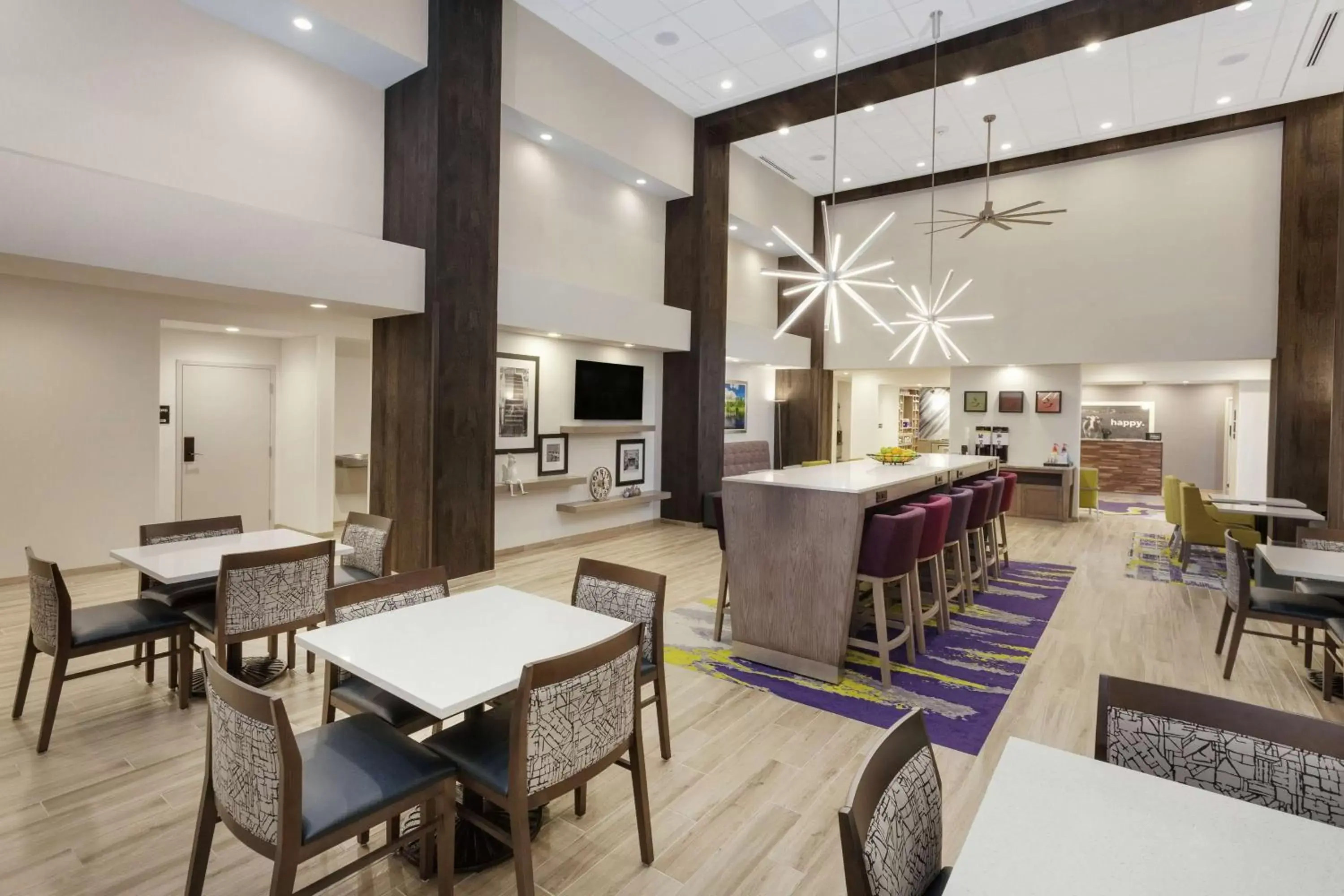 Dining area, Restaurant/Places to Eat in Hampton Inn & Suites Rocky Hill - Hartford South