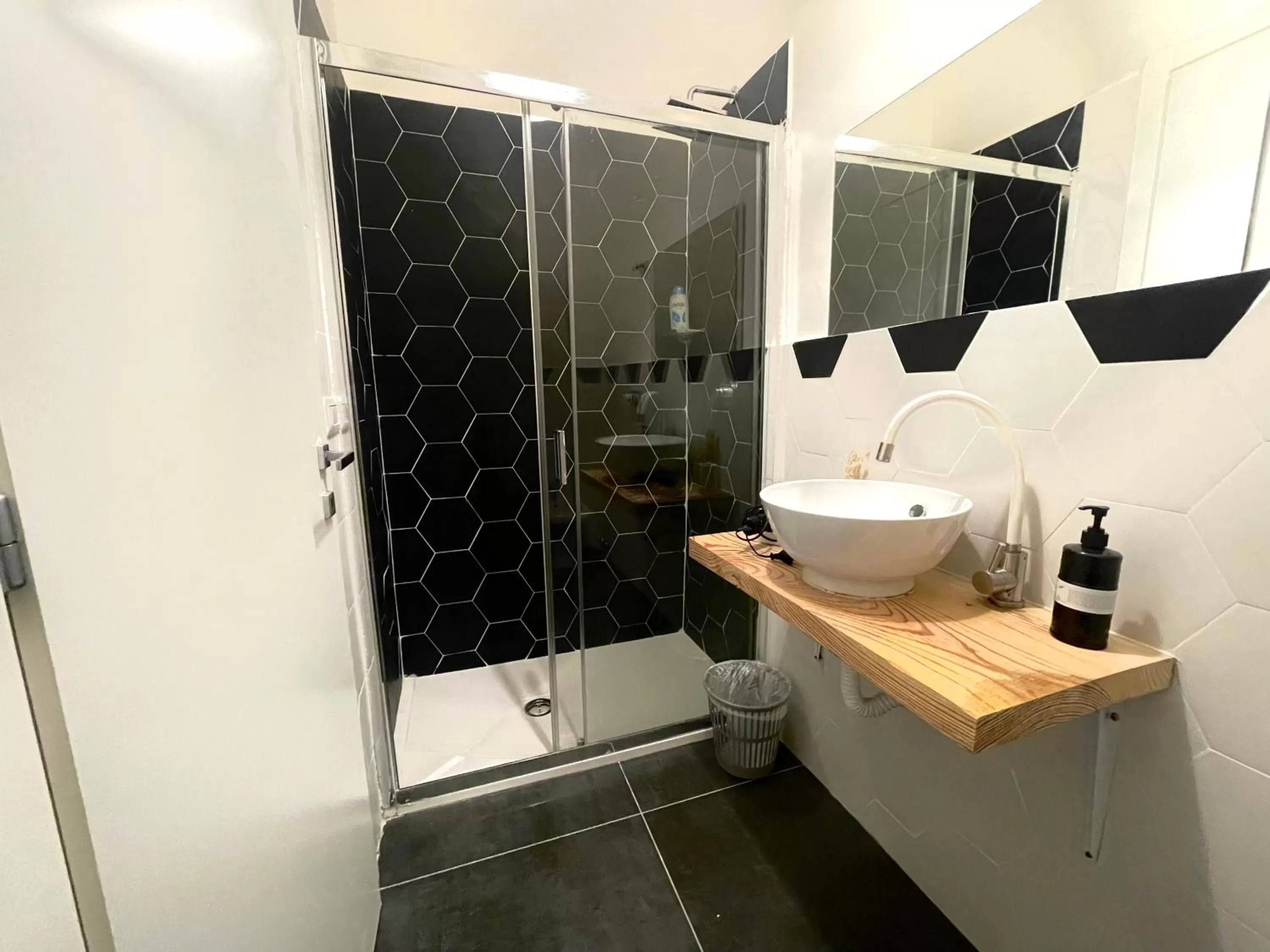 Shower in B&B La Fenice