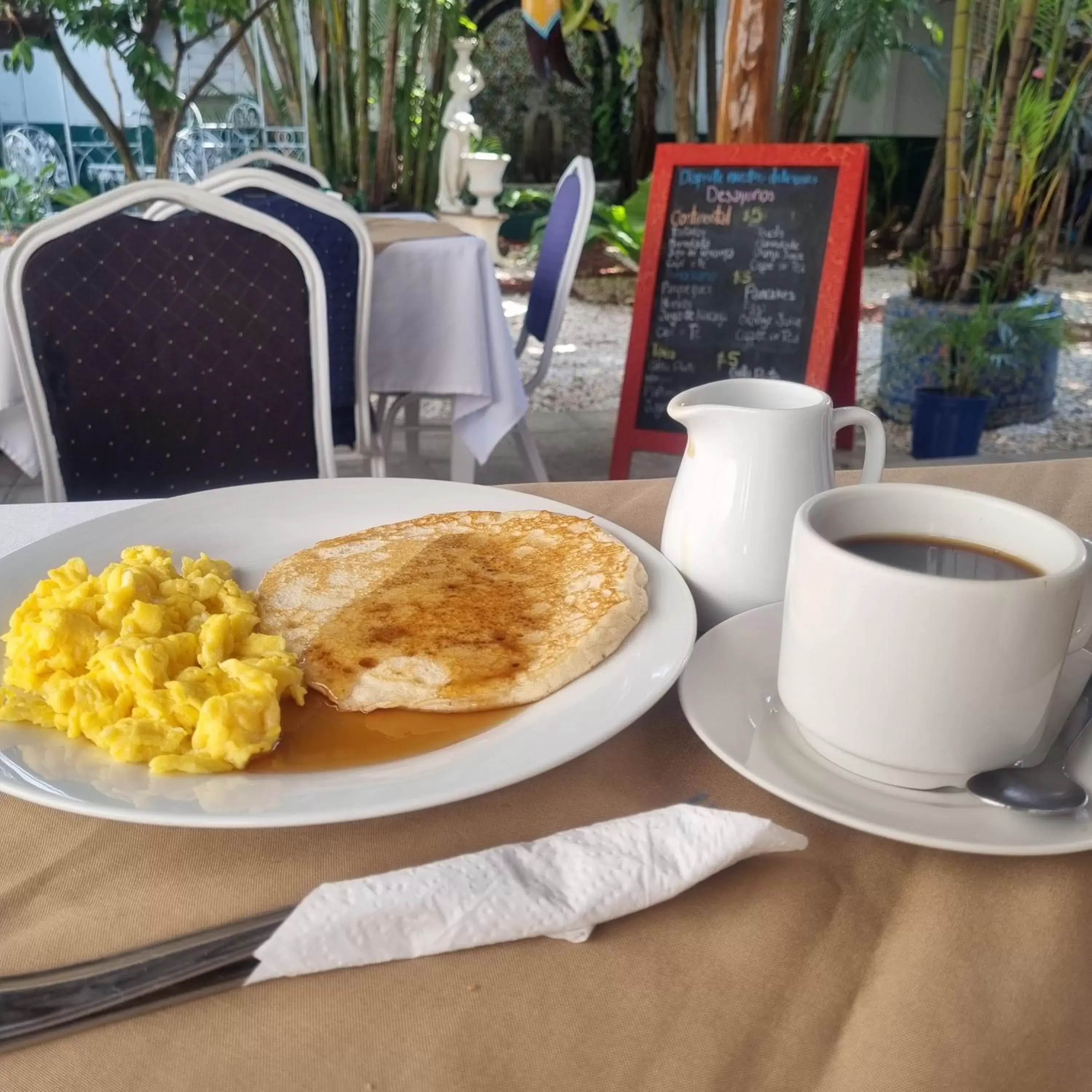 Breakfast in Hotel 1492