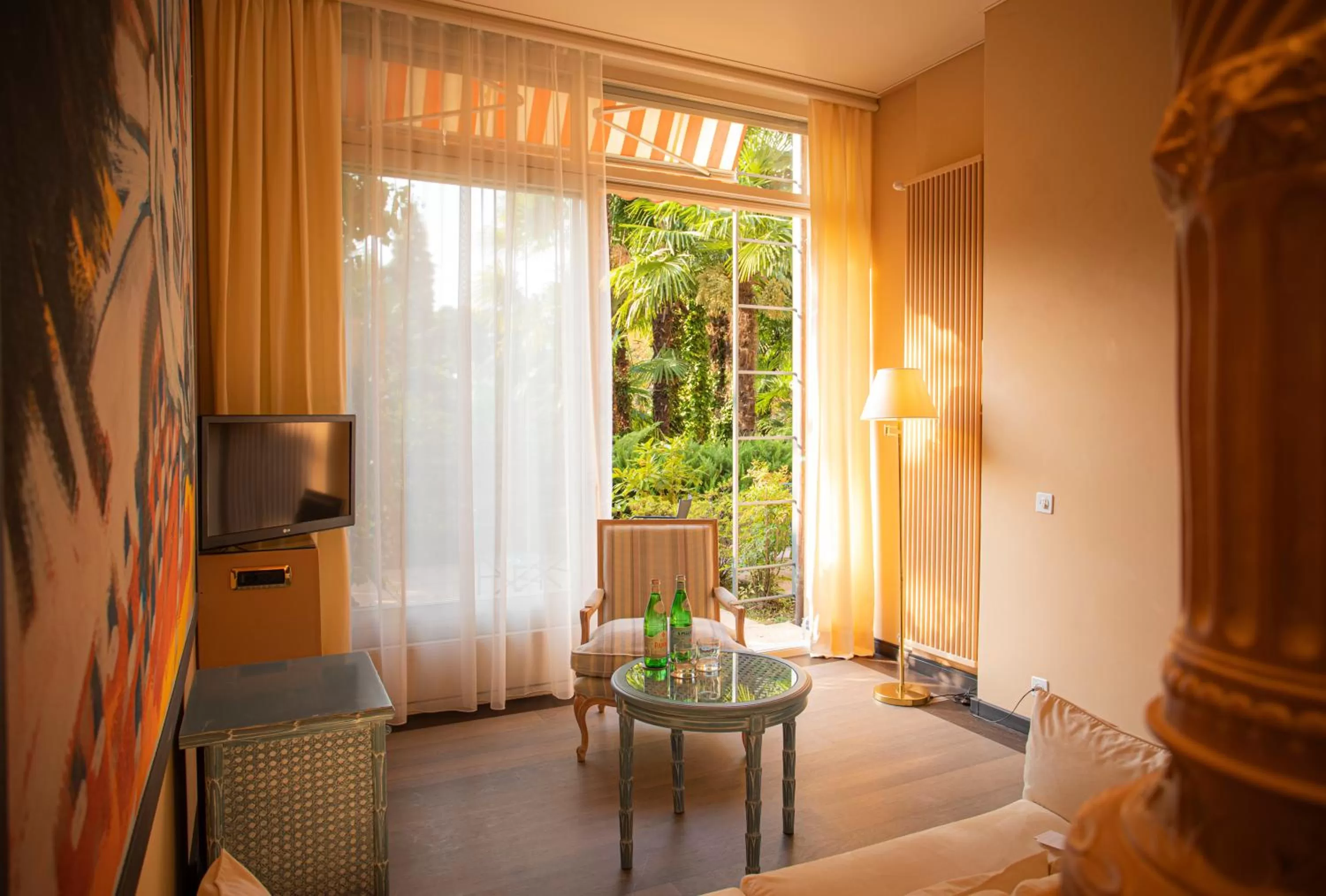 TV and multimedia in Grand Hotel Villa Castagnola