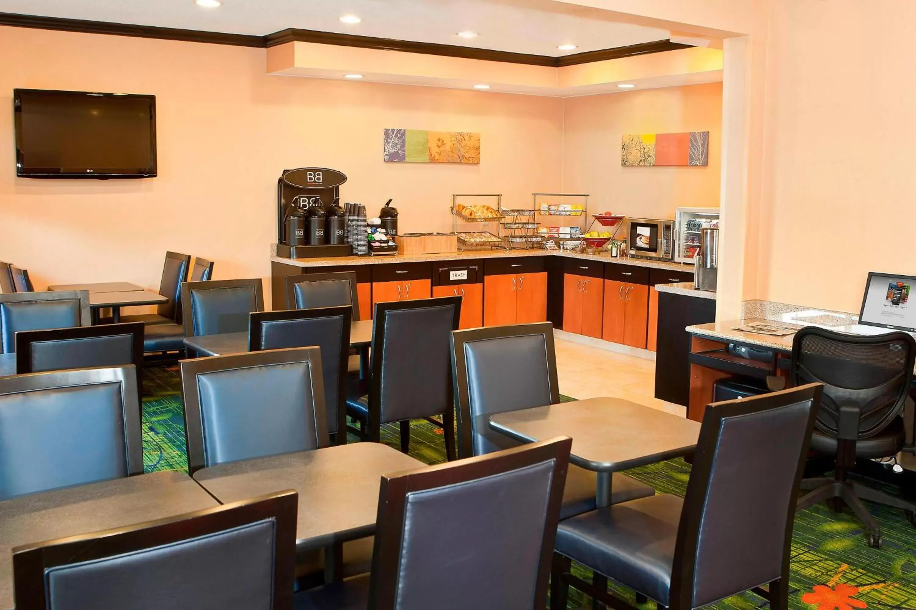 Breakfast, Restaurant/Places to Eat in Fairfield Inn by Marriott Forsyth Decatur