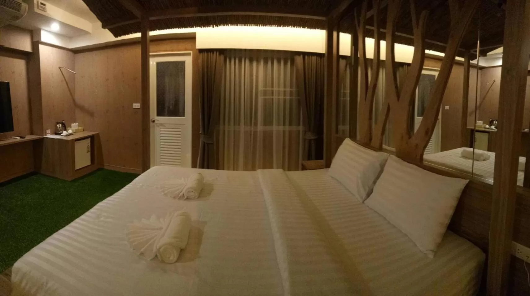 Photo of the whole room, Bed in Nava Grand