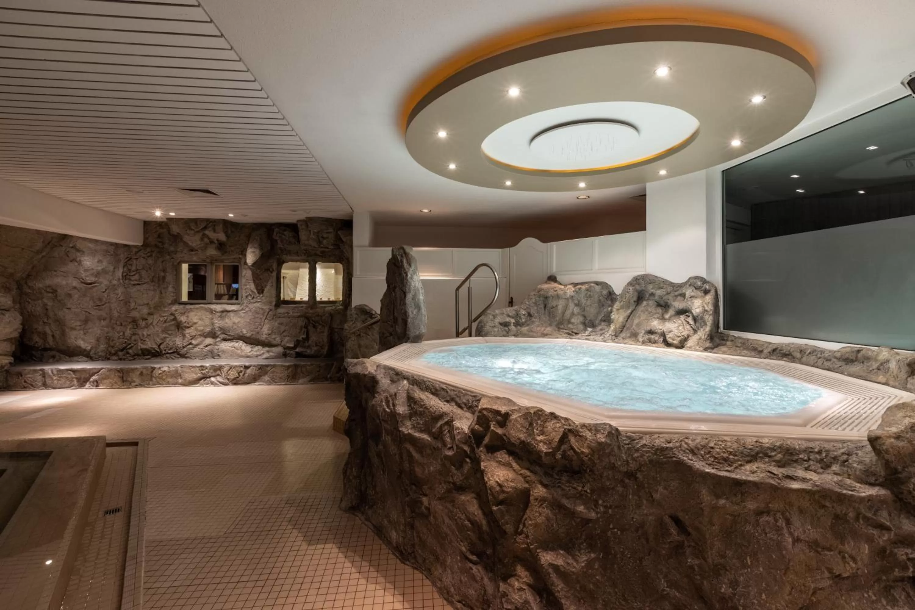 Hot Tub in Karma Bavaria