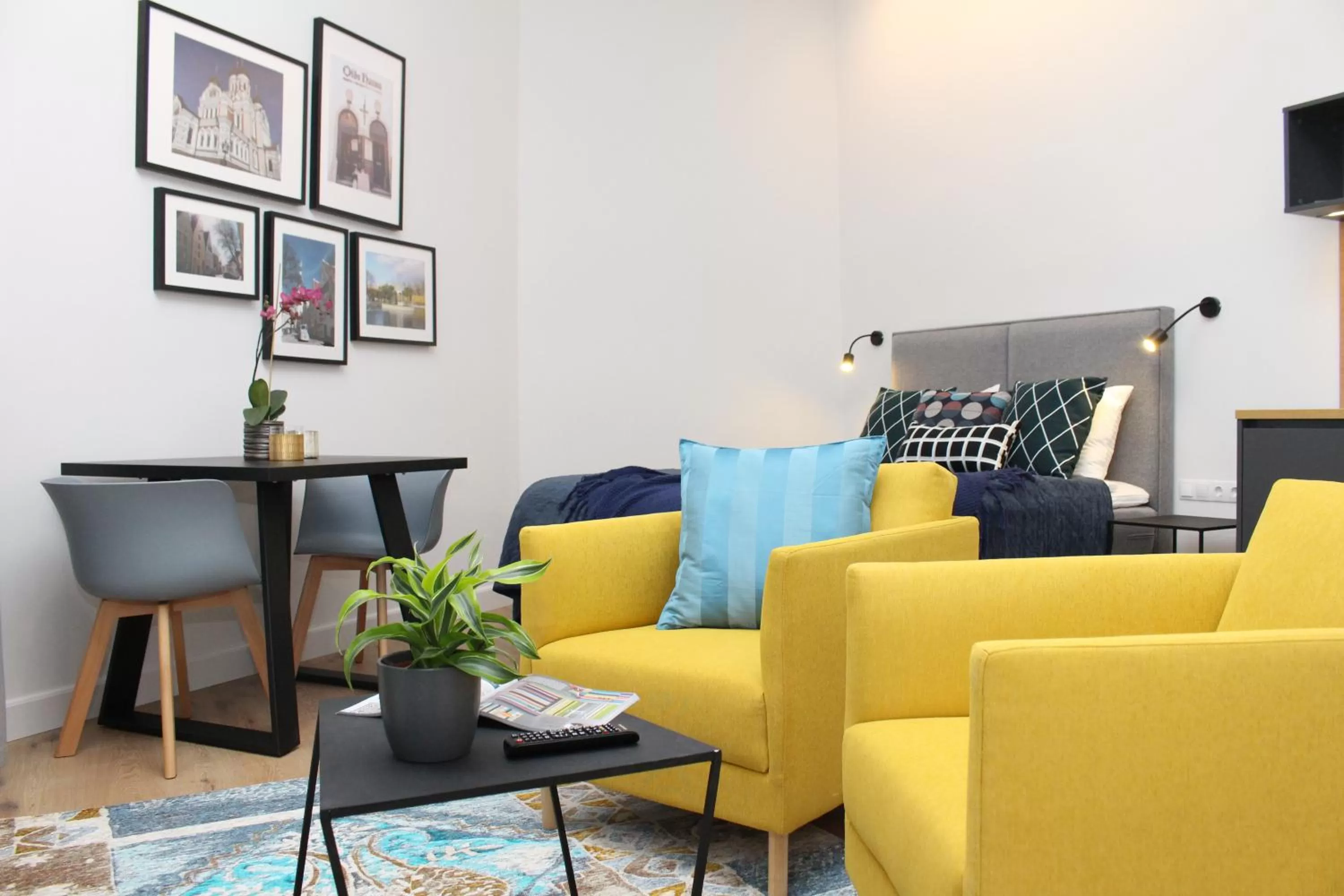 Living room in Tallinn City Apartments Old Town Suites