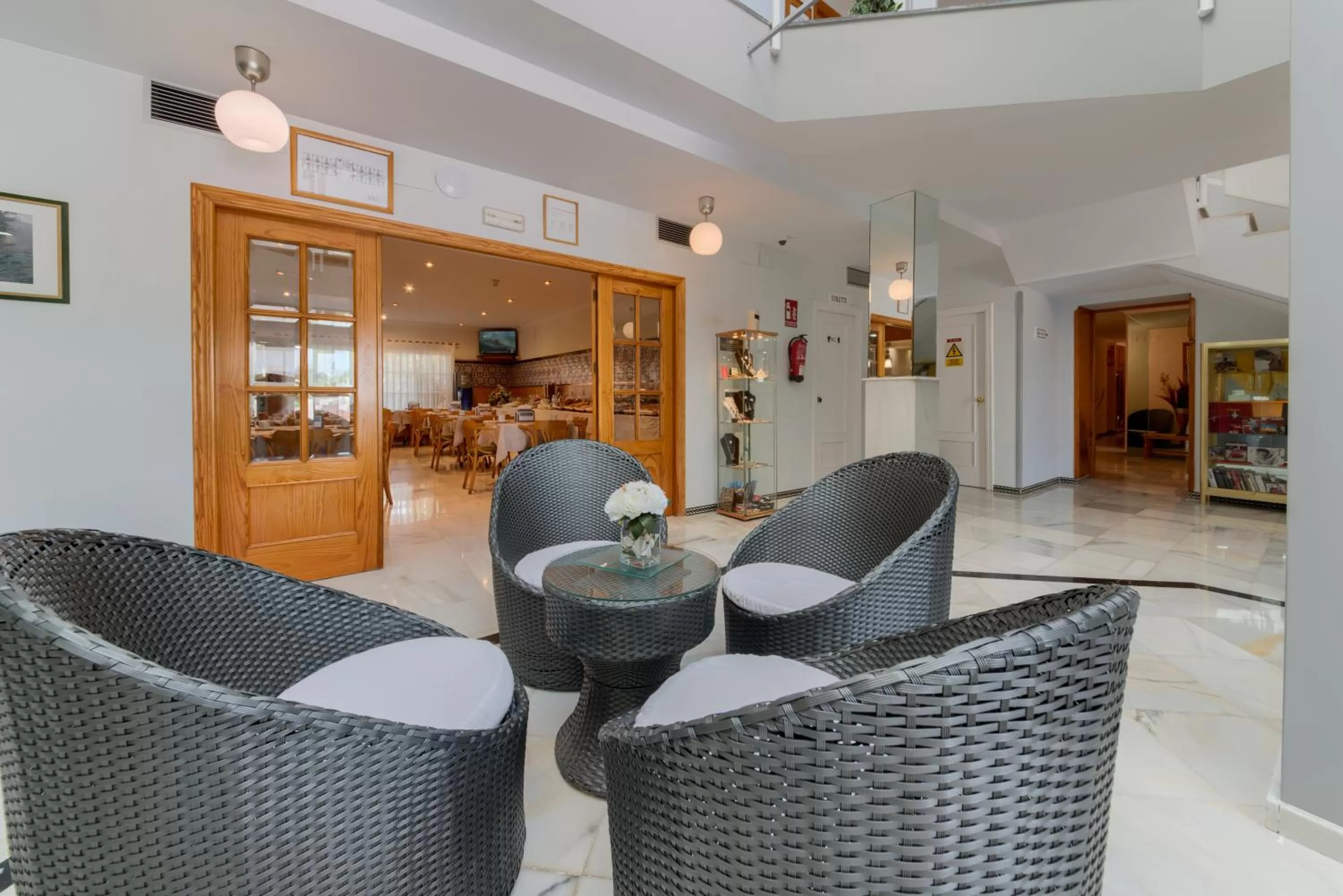 Lobby or reception in Hotel Torre De Los Guzmanes