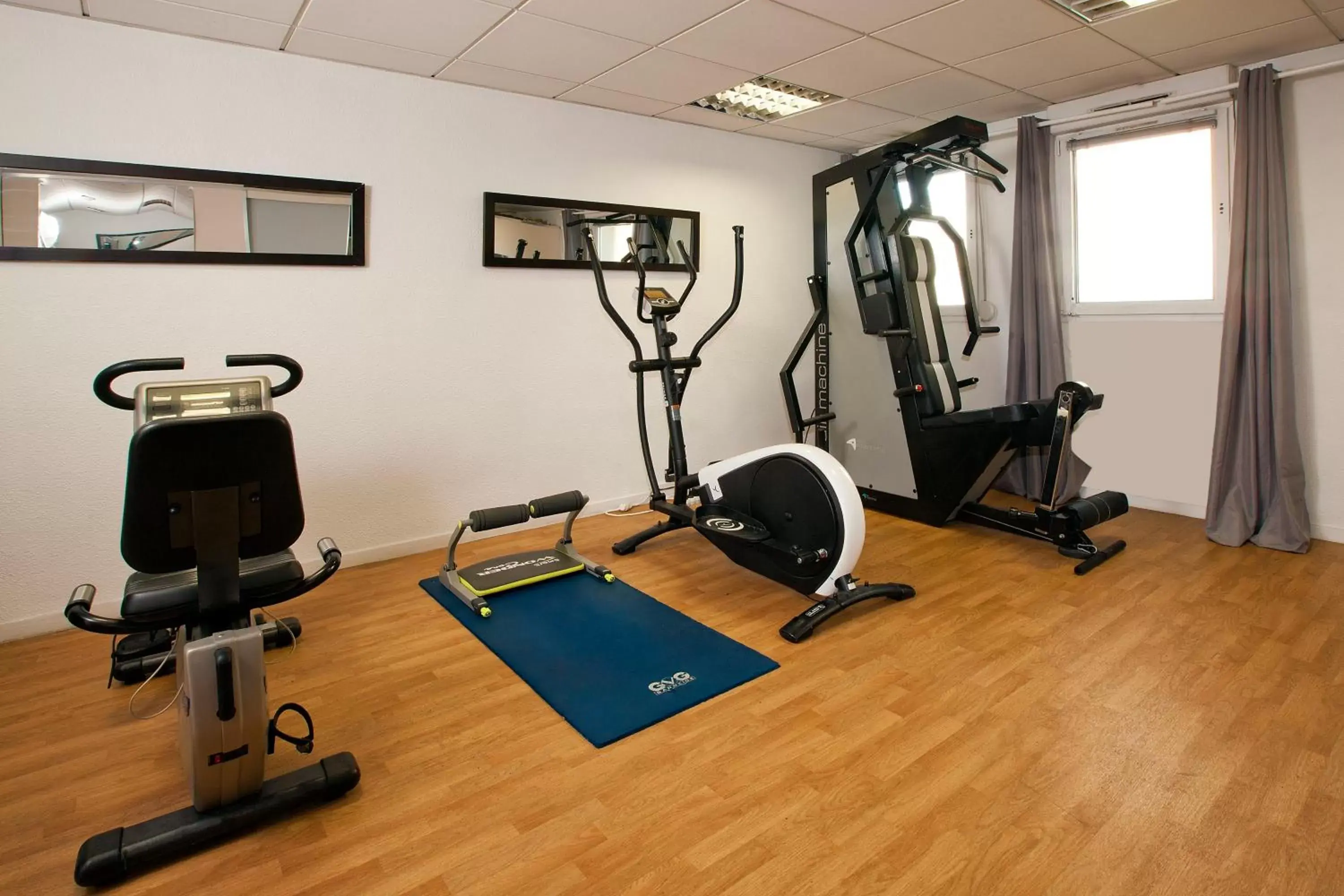 Fitness centre/facilities, Fitness Center/Facilities in Séjours & Affaires Reims Clairmarais