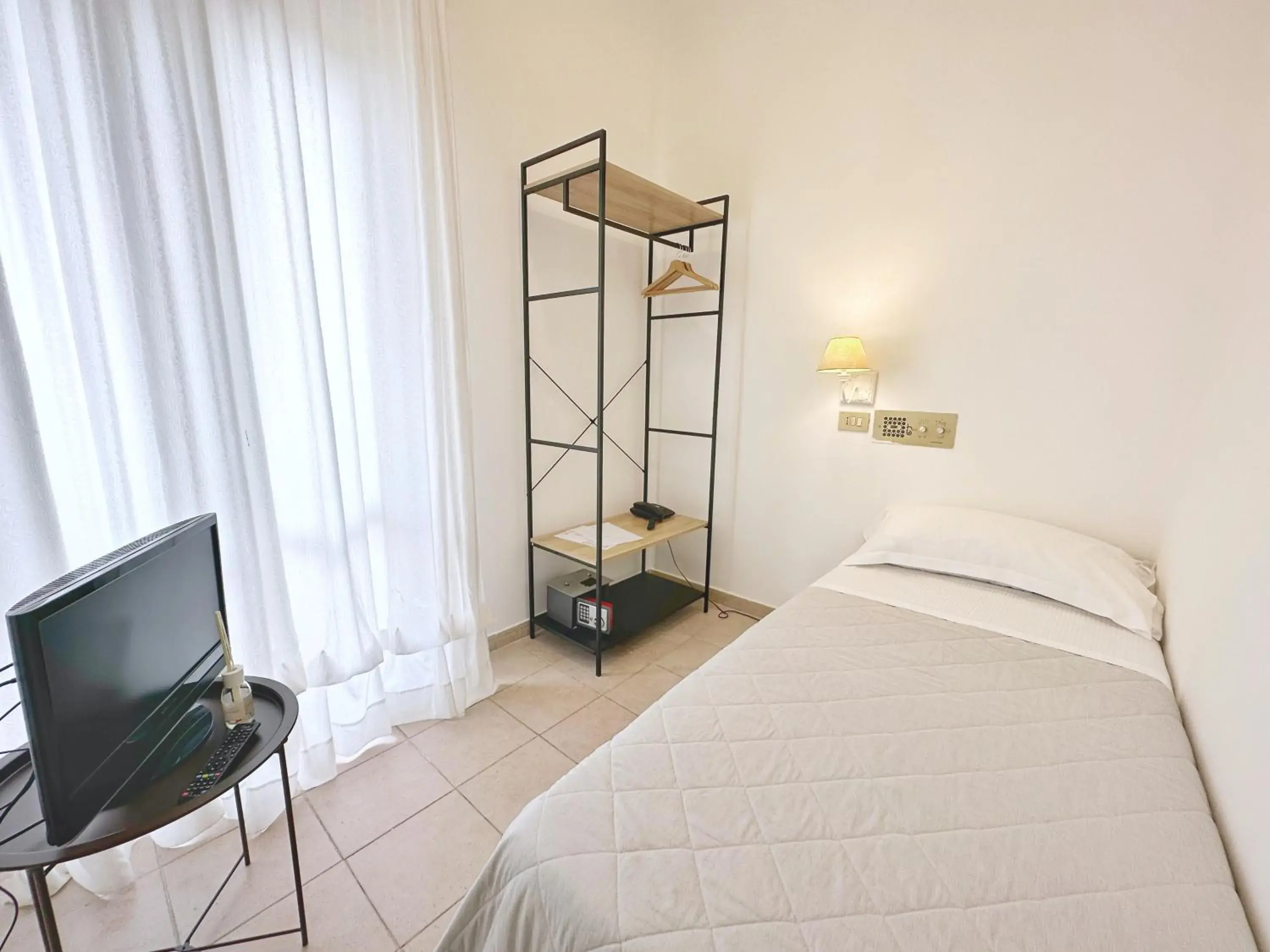 Bedroom, Bed in Aura Living Hotel