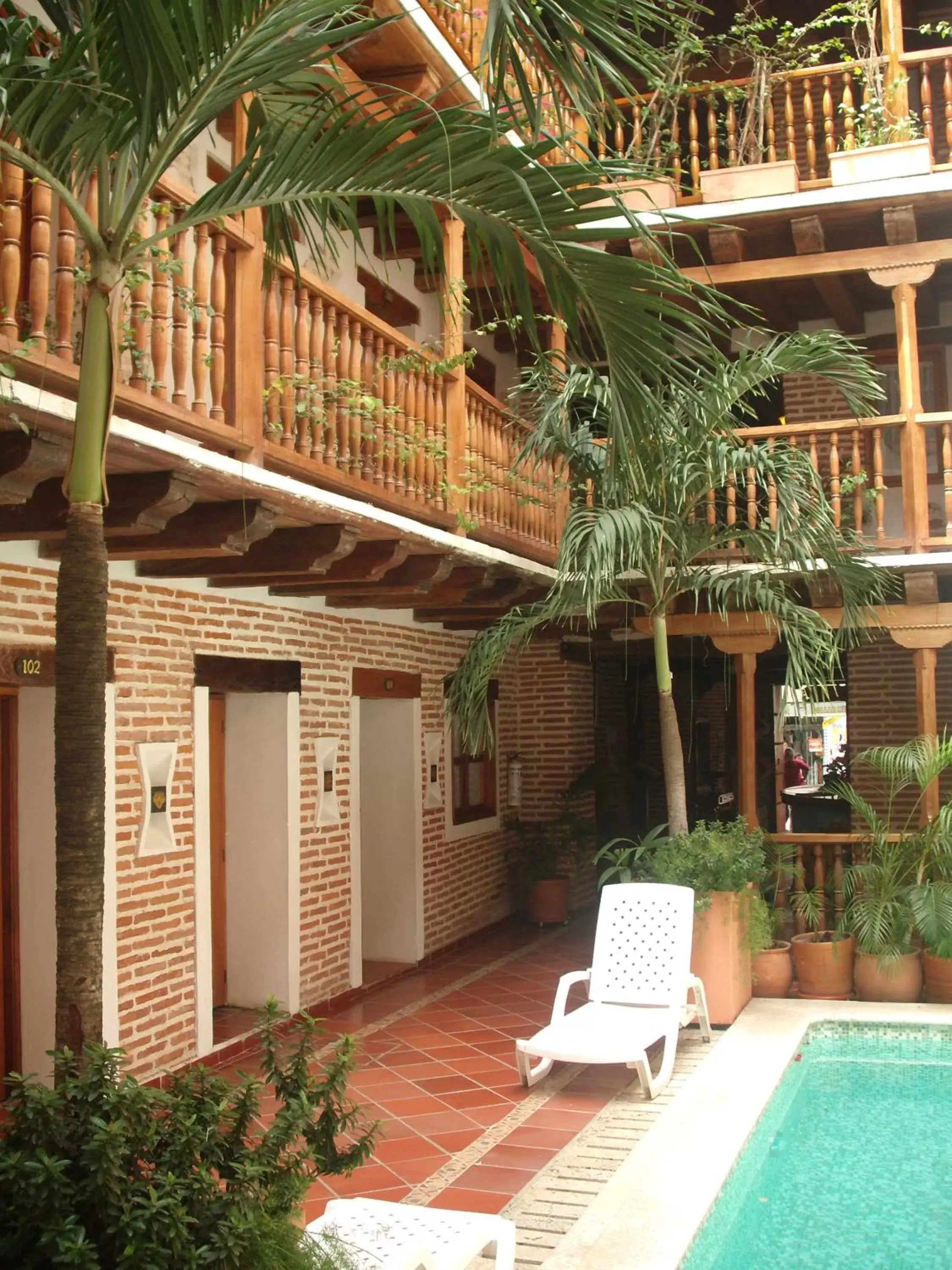 Patio, Swimming Pool in Hotel Don Pedro De Heredia