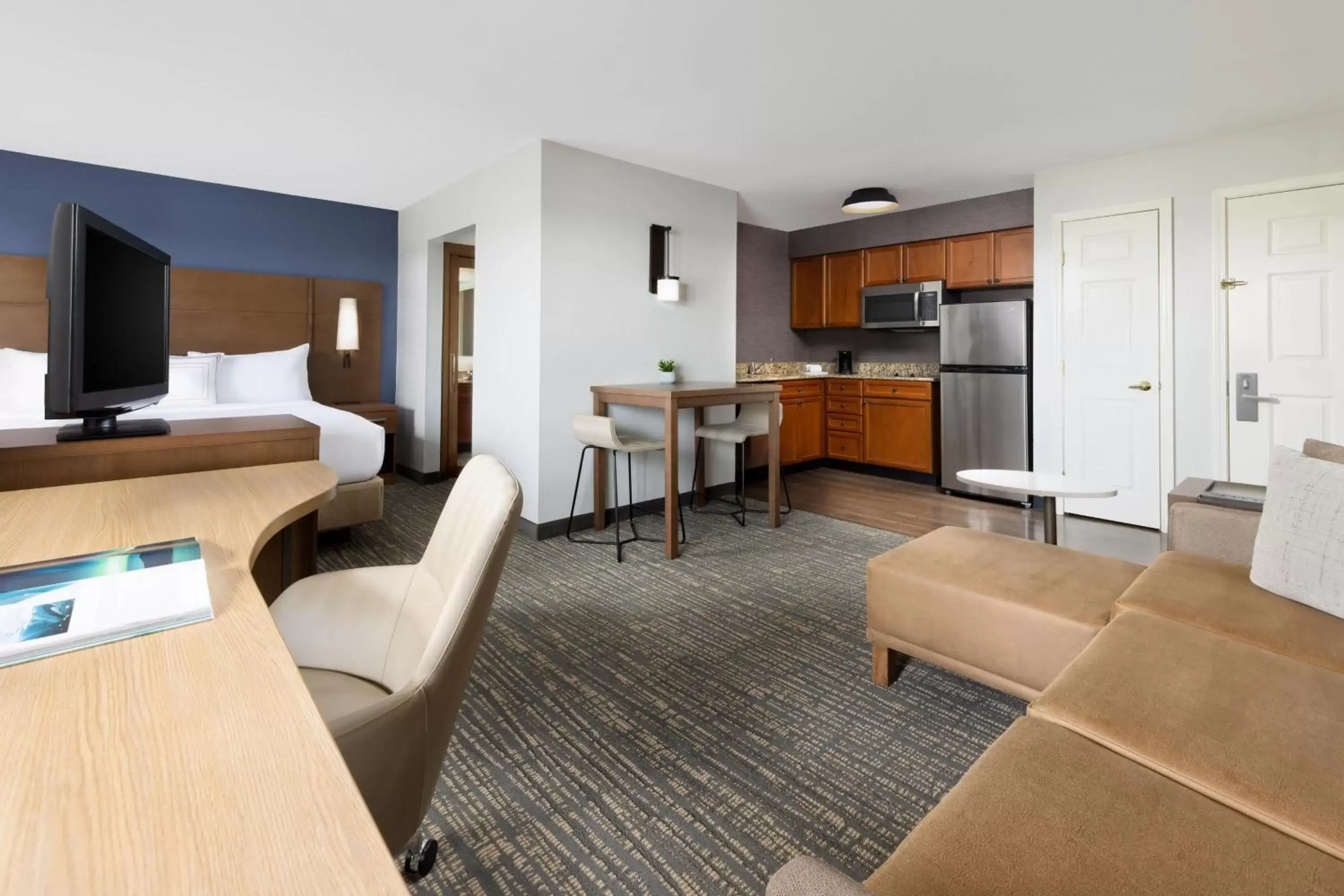 Bedroom, Seating Area in Residence Inn Potomac Mills Woodbridge