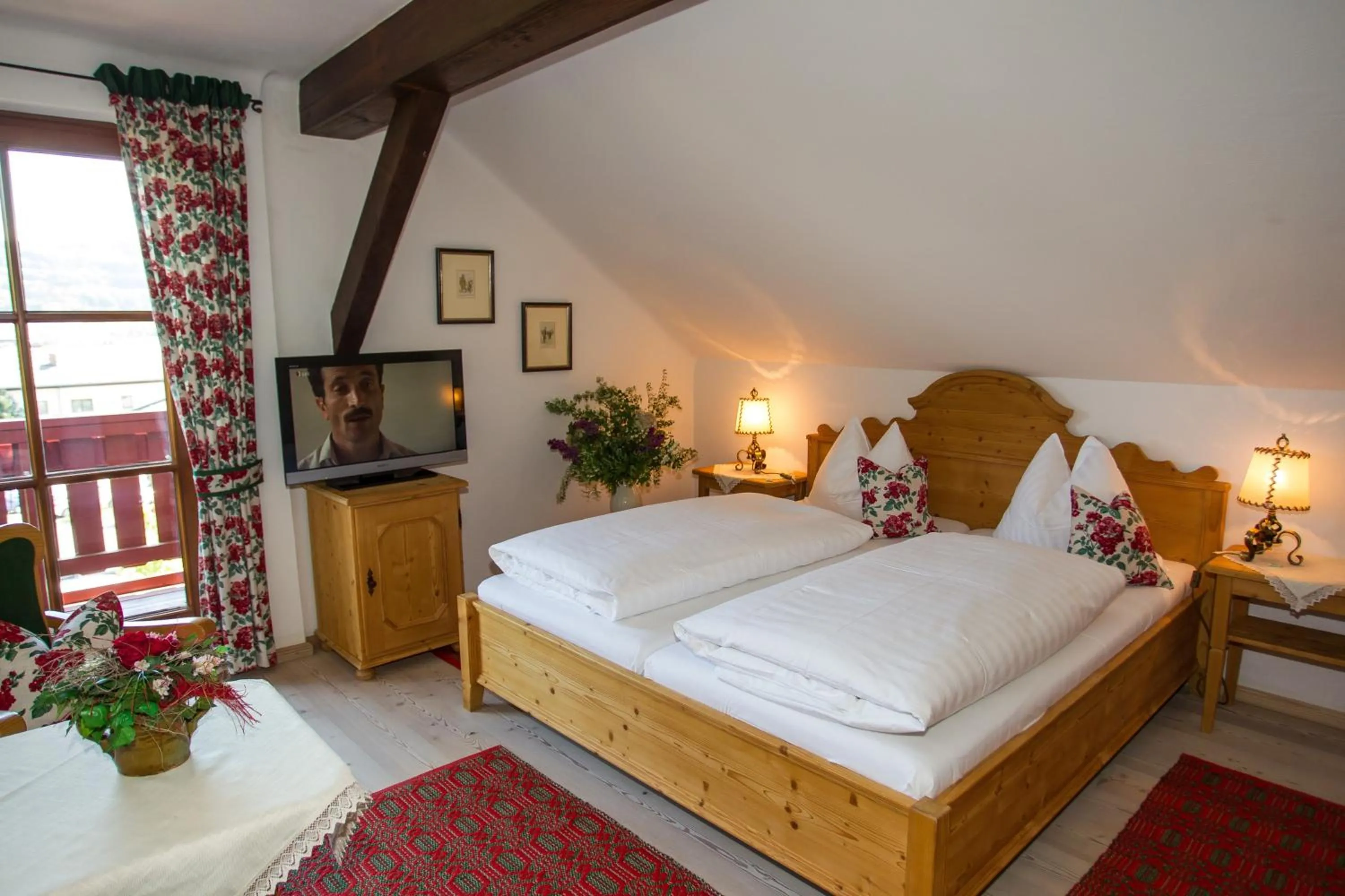 Standard Double Room - single occupancy in Salzburg Hotel Holznerwirt