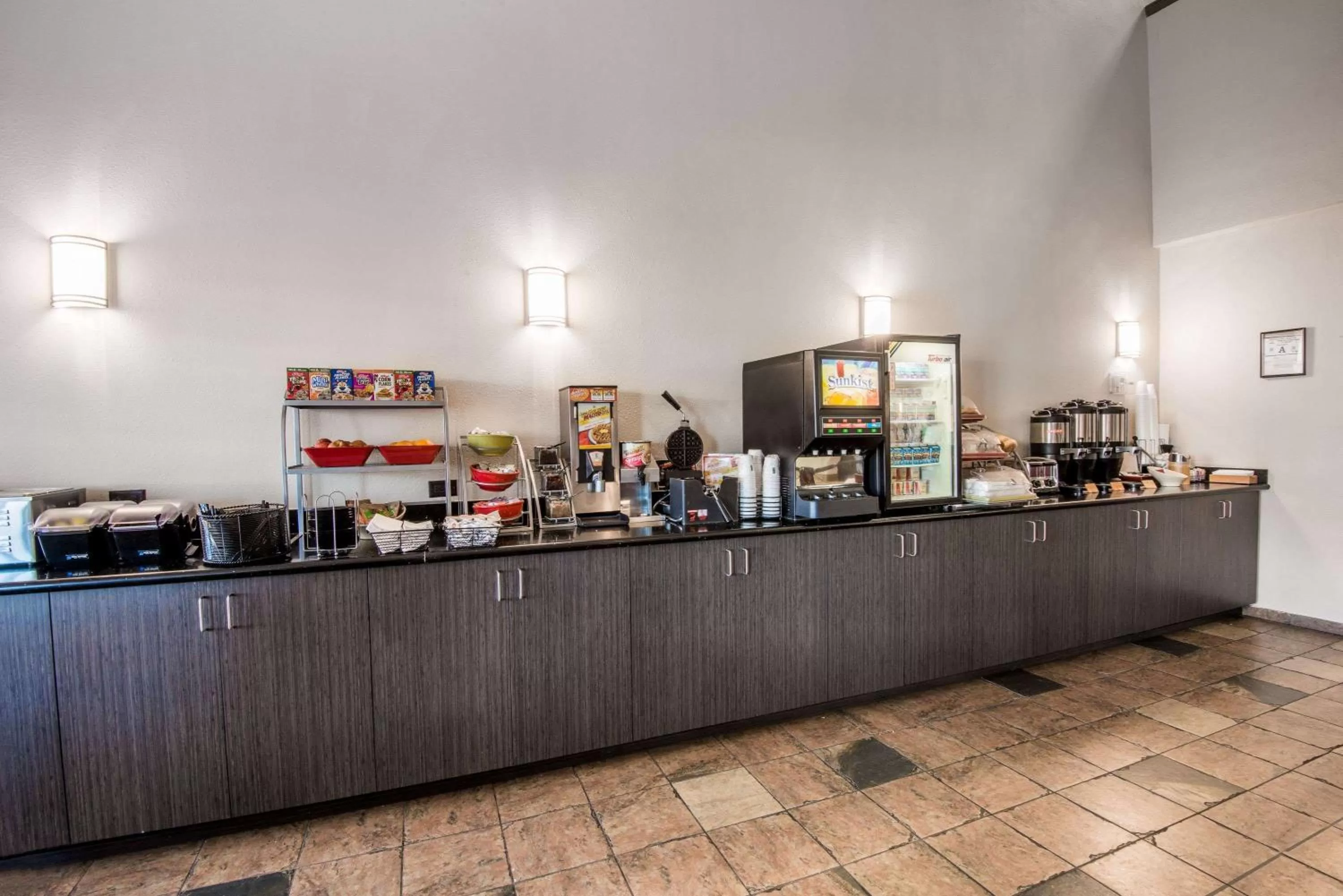 Restaurant/places to eat in Hawthorn Suites Las Vegas