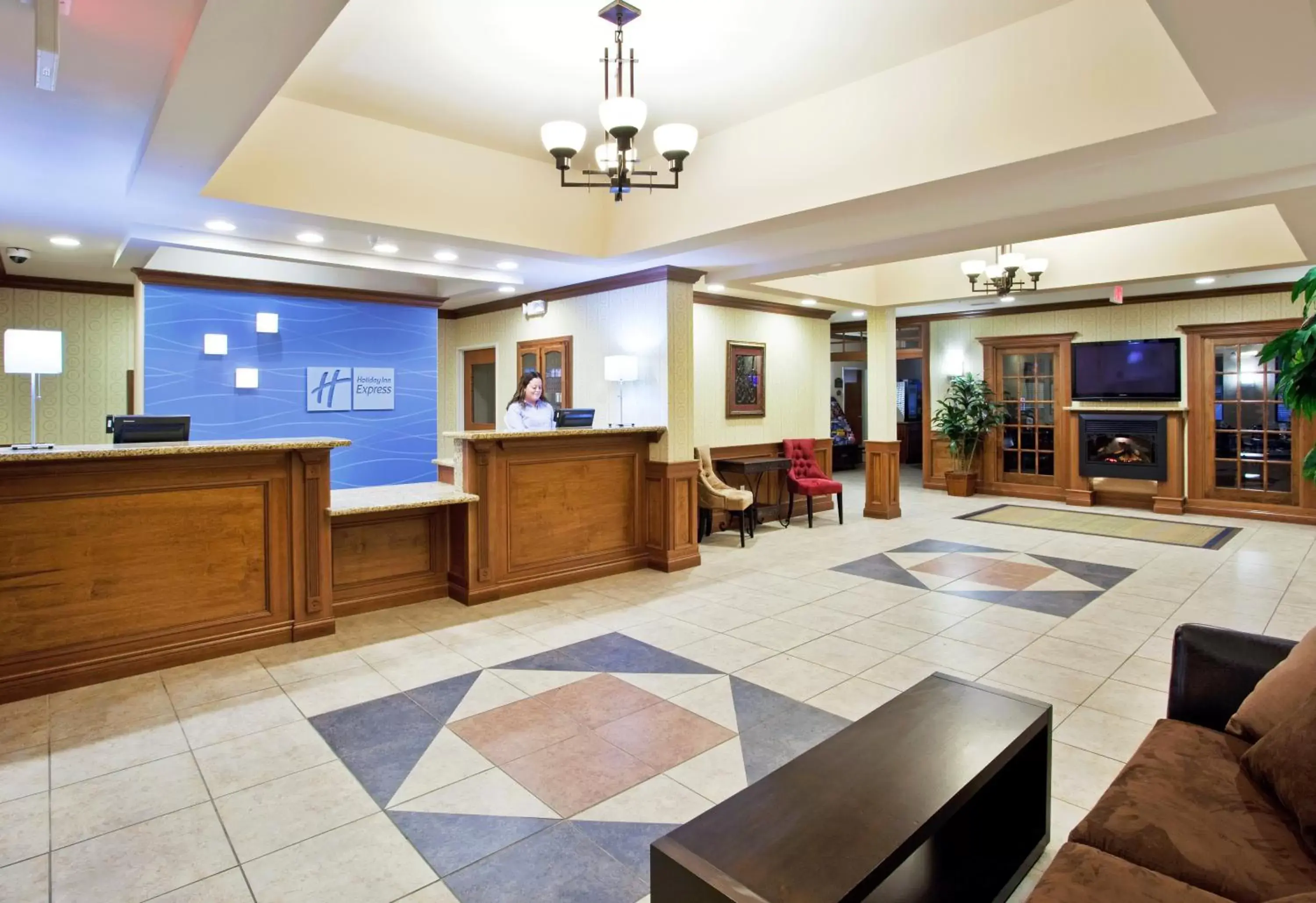 Lobby or reception, Lobby/Reception in Holiday Inn Express Hotel & Suites Howell, an IHG Hotel