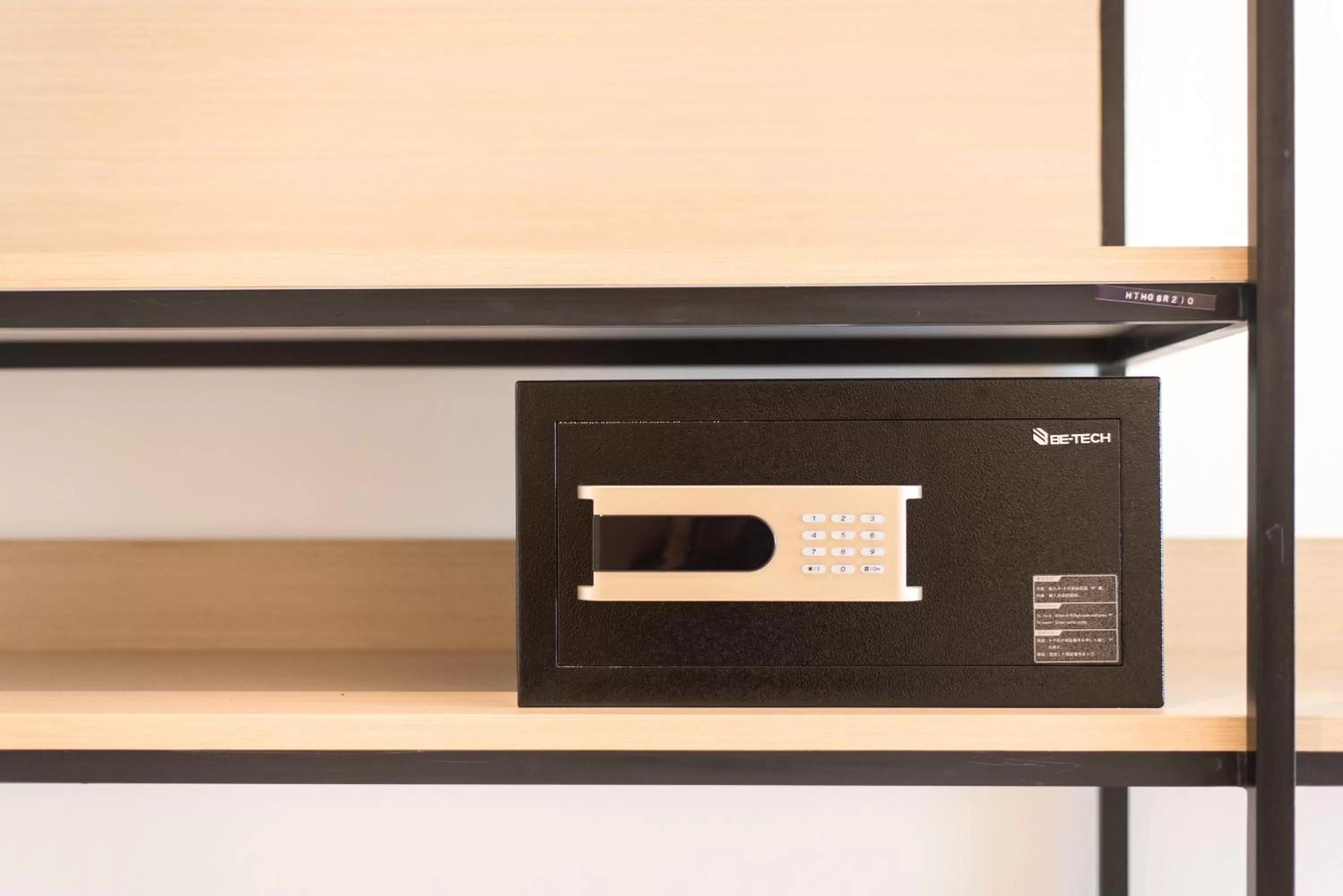 Photo of the whole room in Madison Bangkok Hotel