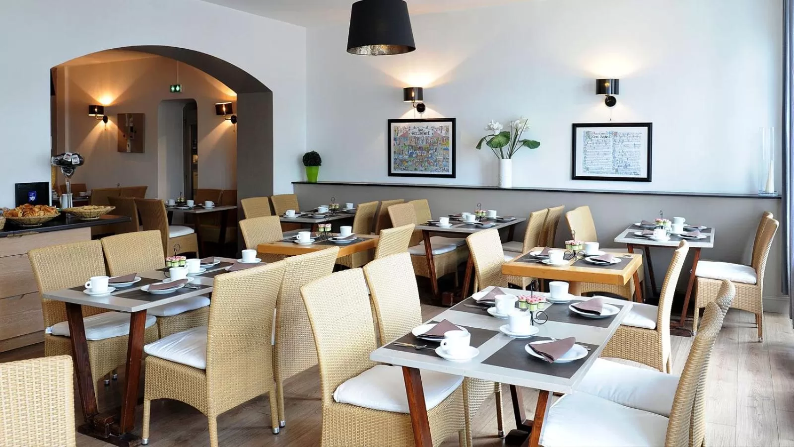Restaurant/places to eat in Hotel Cote Basque