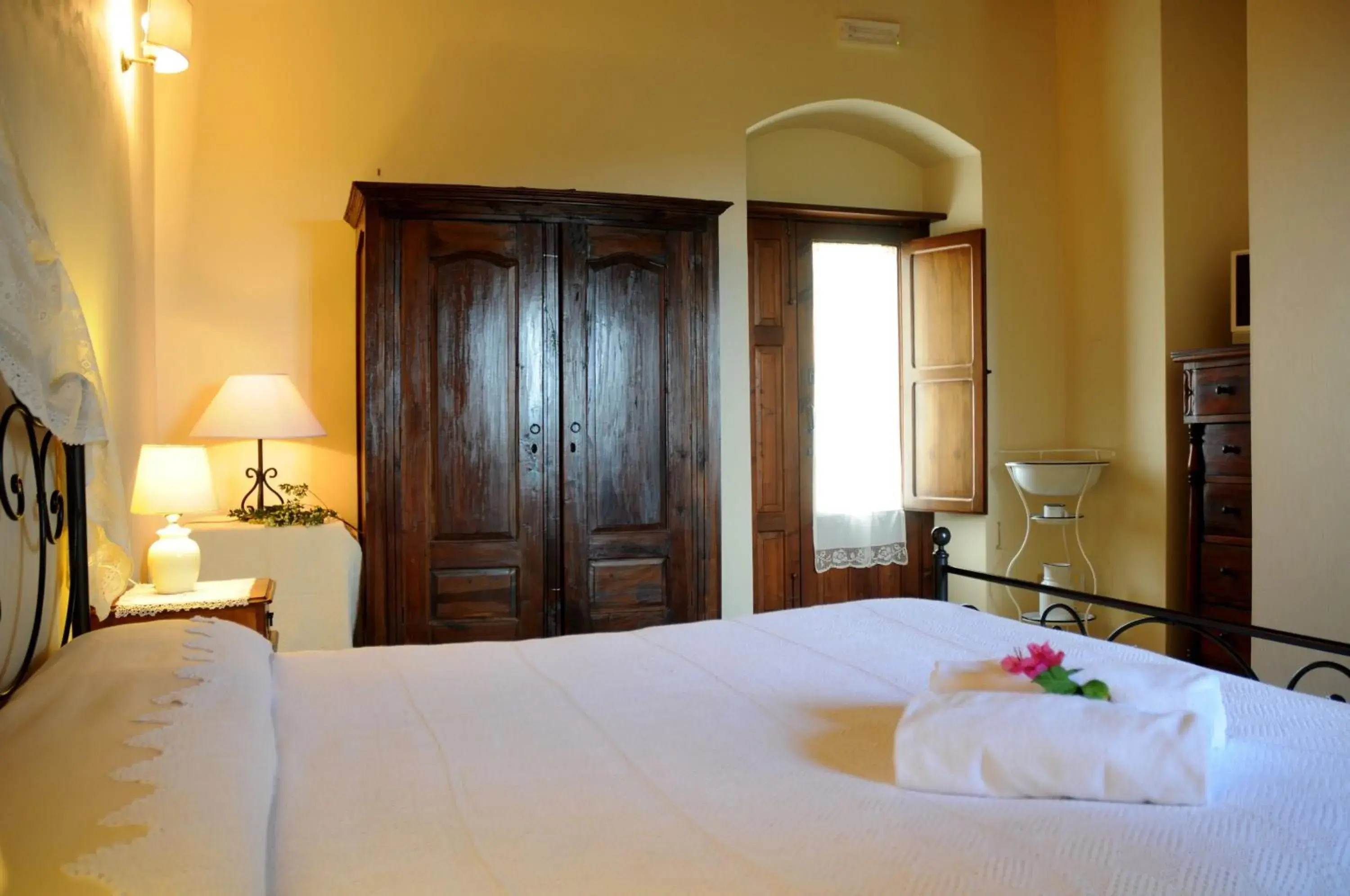 Bed in Torre Don Virgilio Country Hotel