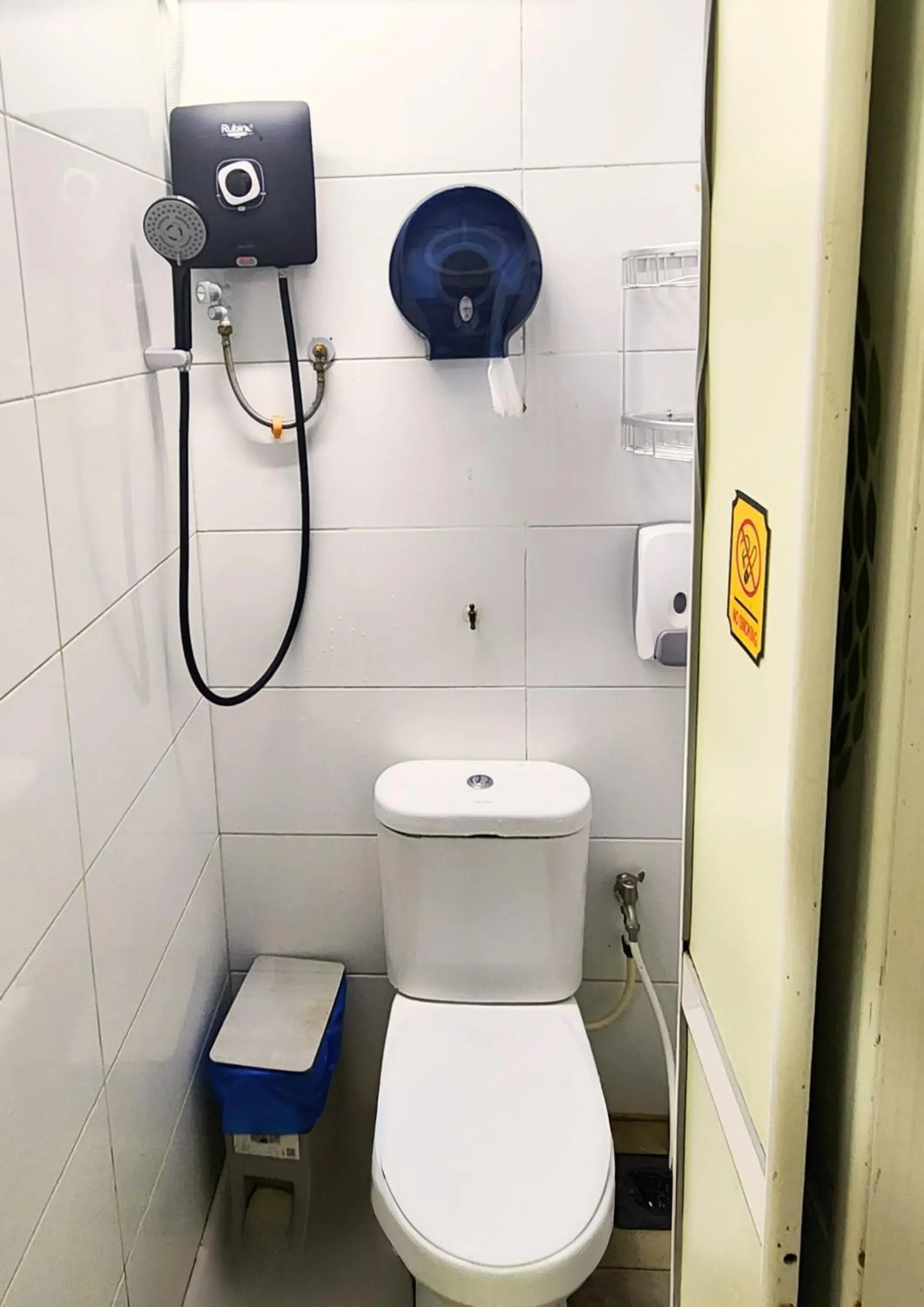 Bathroom in Bestow Hostel