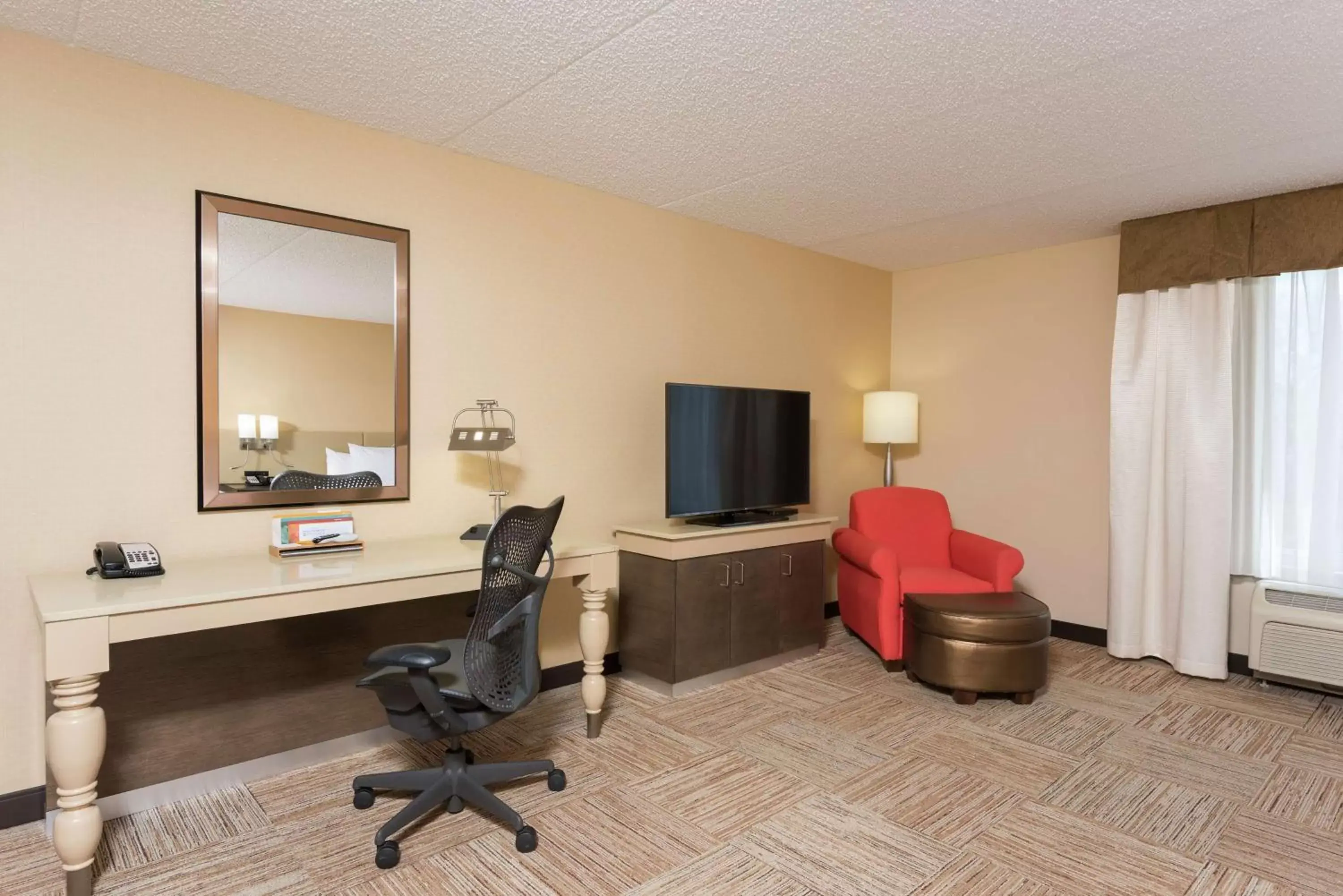 Deluxe Queen Room with Two Queen Beds - Hearing Accessible - Non-Smoking in Hilton Garden Inn West Lafayette Wabash Landing Deluxe Queen Room with Two Queen Beds - Hearing Accessible - Non-Smoking in Hilton Garden Inn West Lafayette Wabash Landing