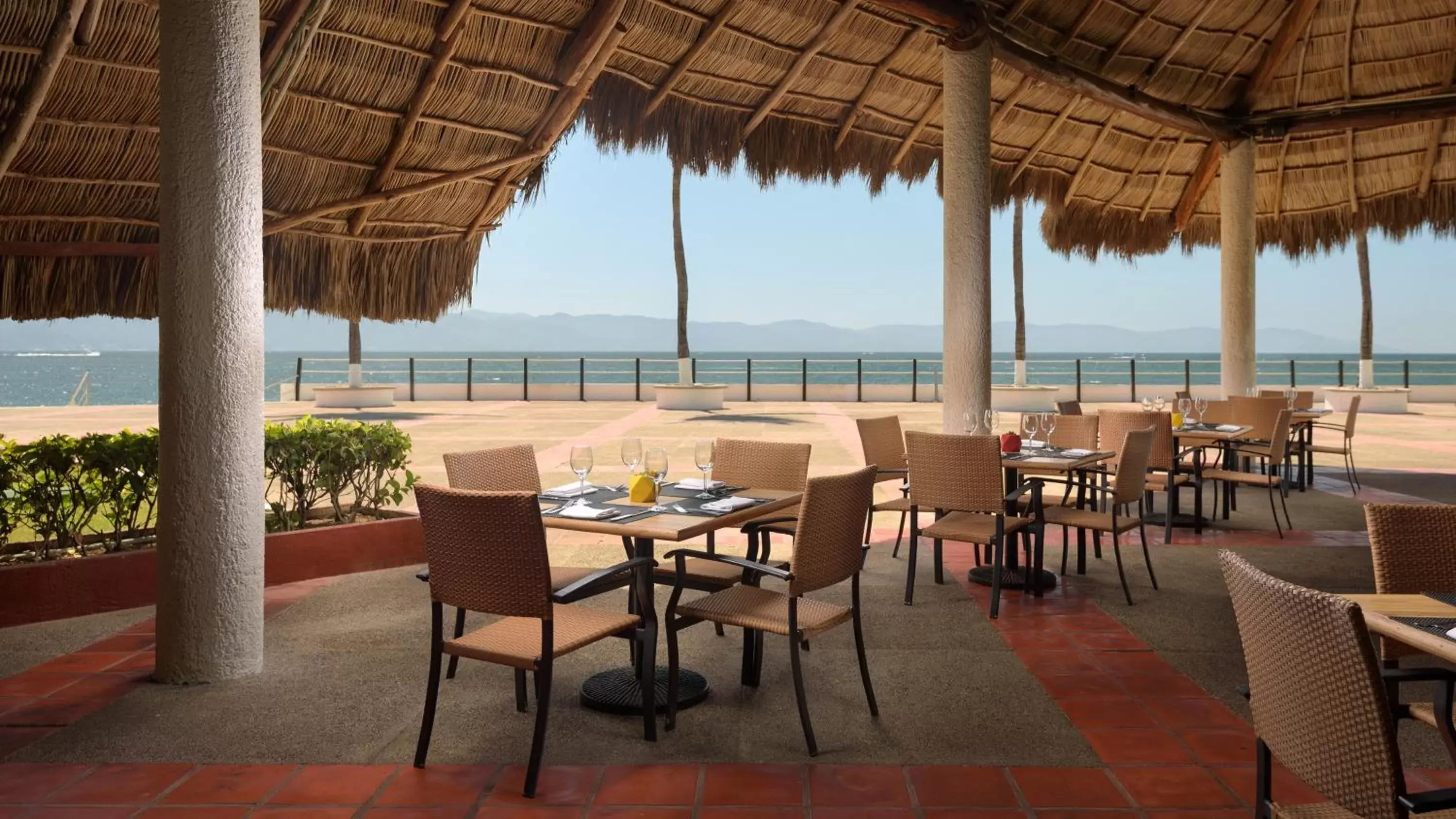 Restaurant/Places to Eat in Meliá Puerto Vallarta – All Inclusive