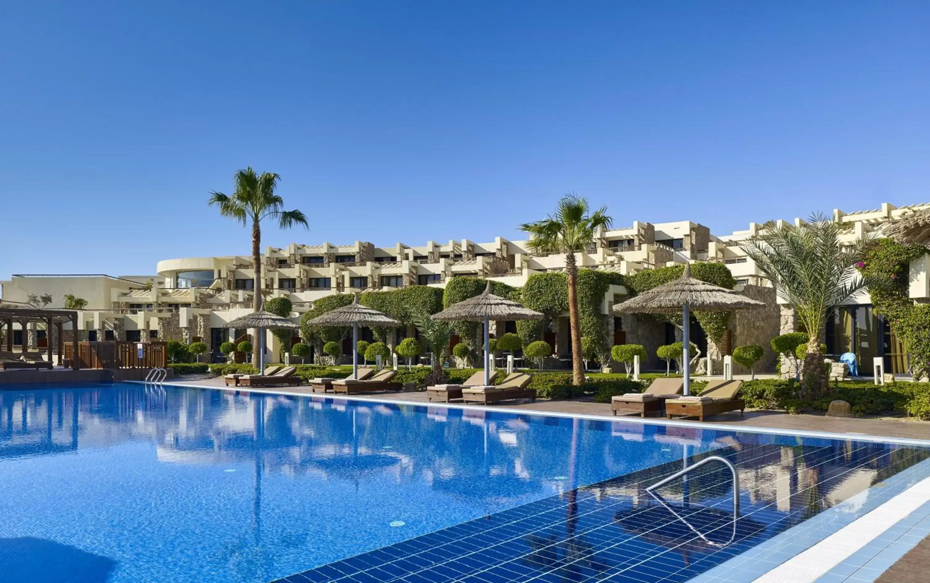 Swimming Pool in Coral Sea Imperial "Coral Sea Sensatori"