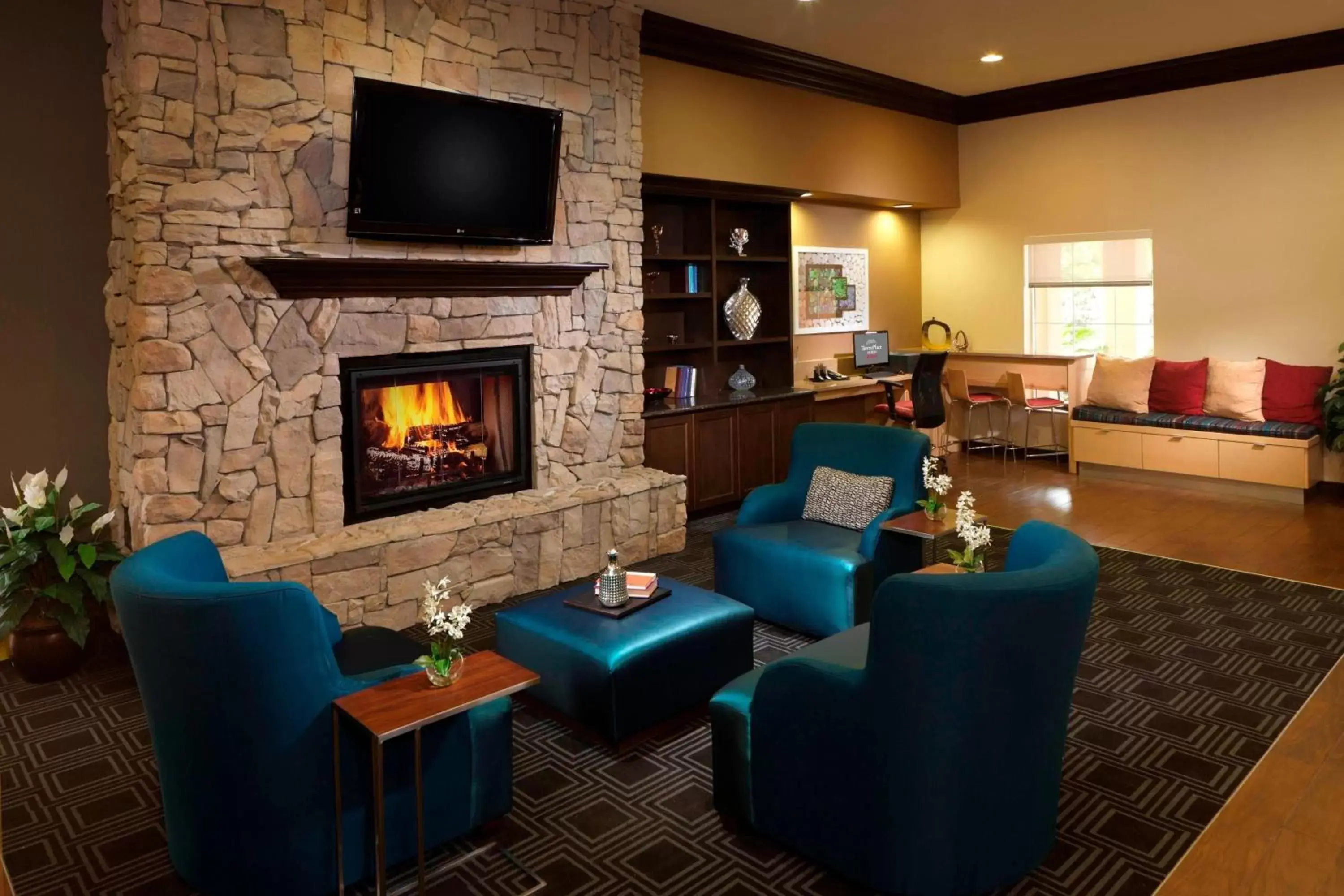 Lobby or reception, Seating Area in TownePlace Suites Houston Intercontinental Airport